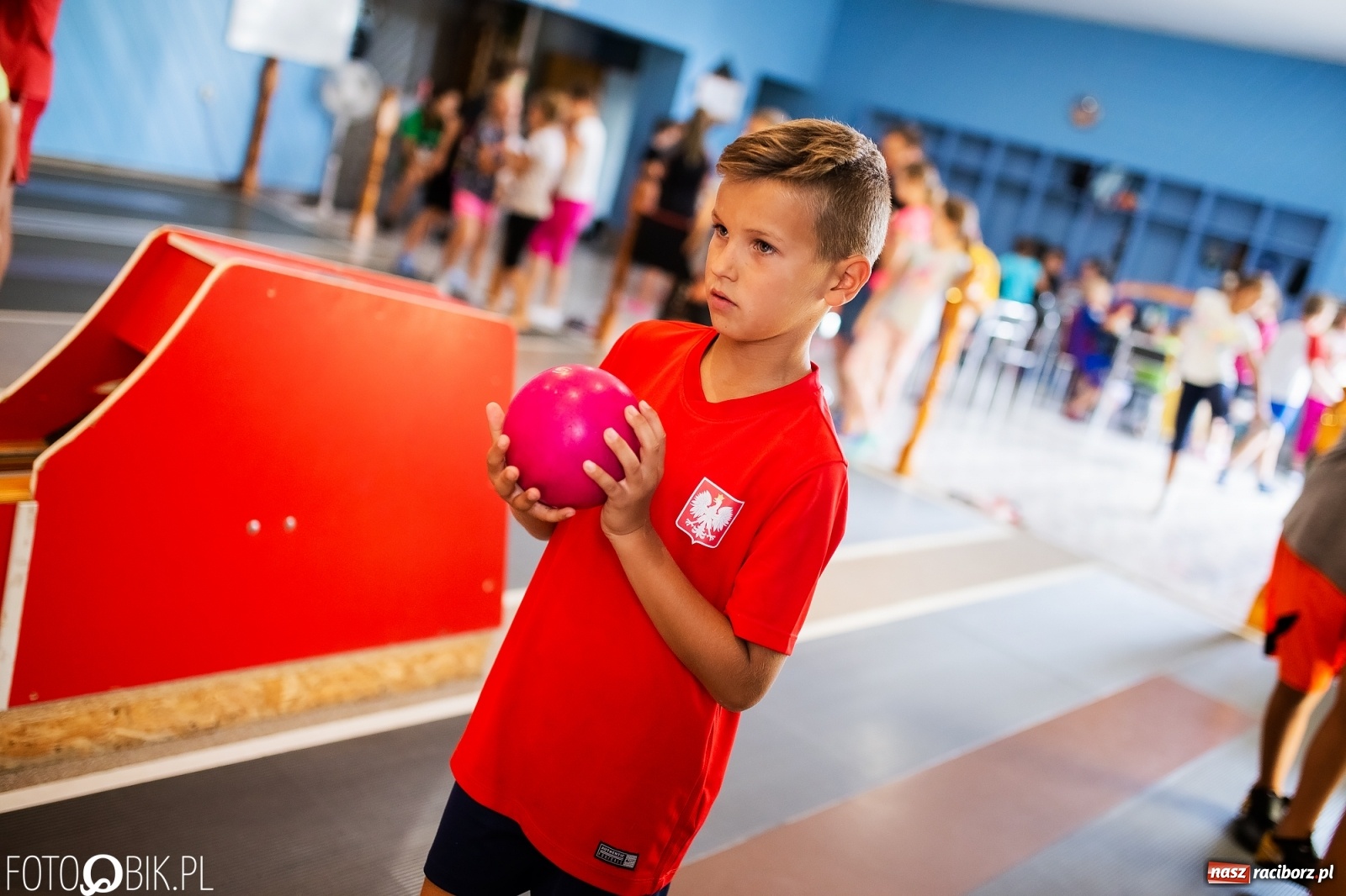 Zdjęcie w galerii na portalu naszraciborz.pl: Wakacyjna rywalizacja kręglarska przy Zamkowej wiadomości z regionu