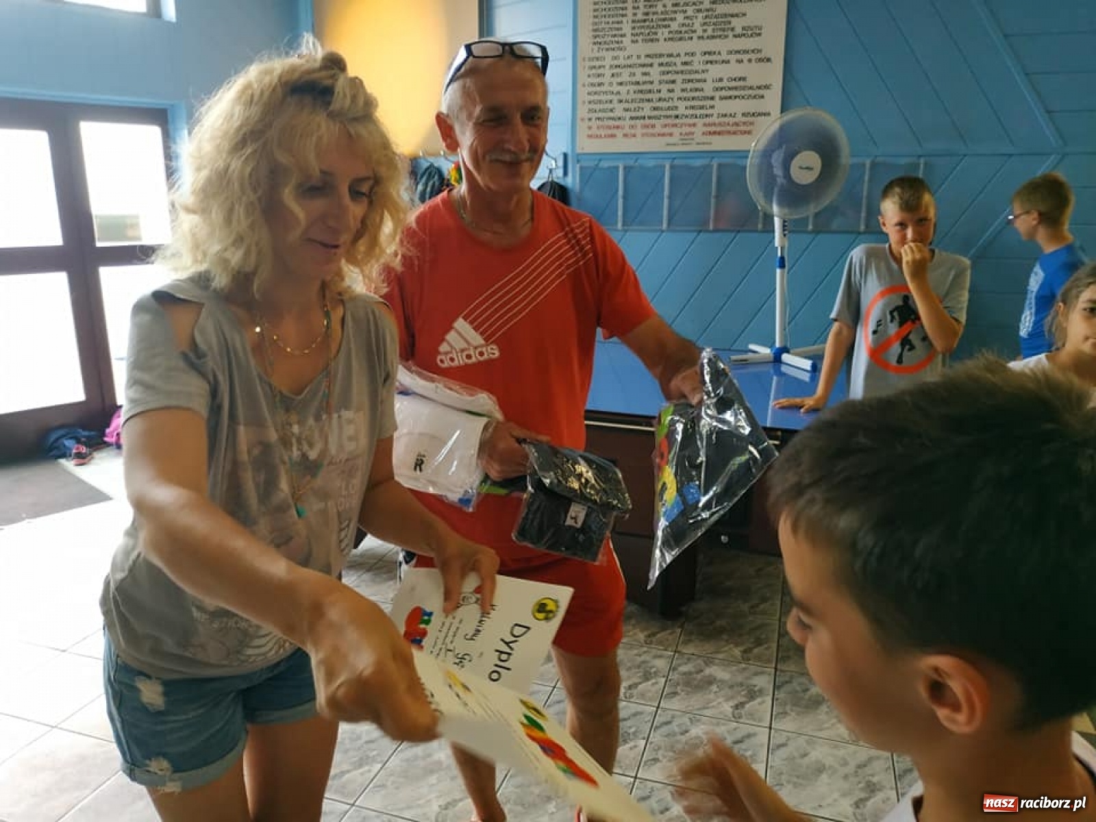 Zdjęcie w galerii na portalu naszraciborz.pl: Wakacyjna rywalizacja kręglarska przy Zamkowej wiadomości z regionu