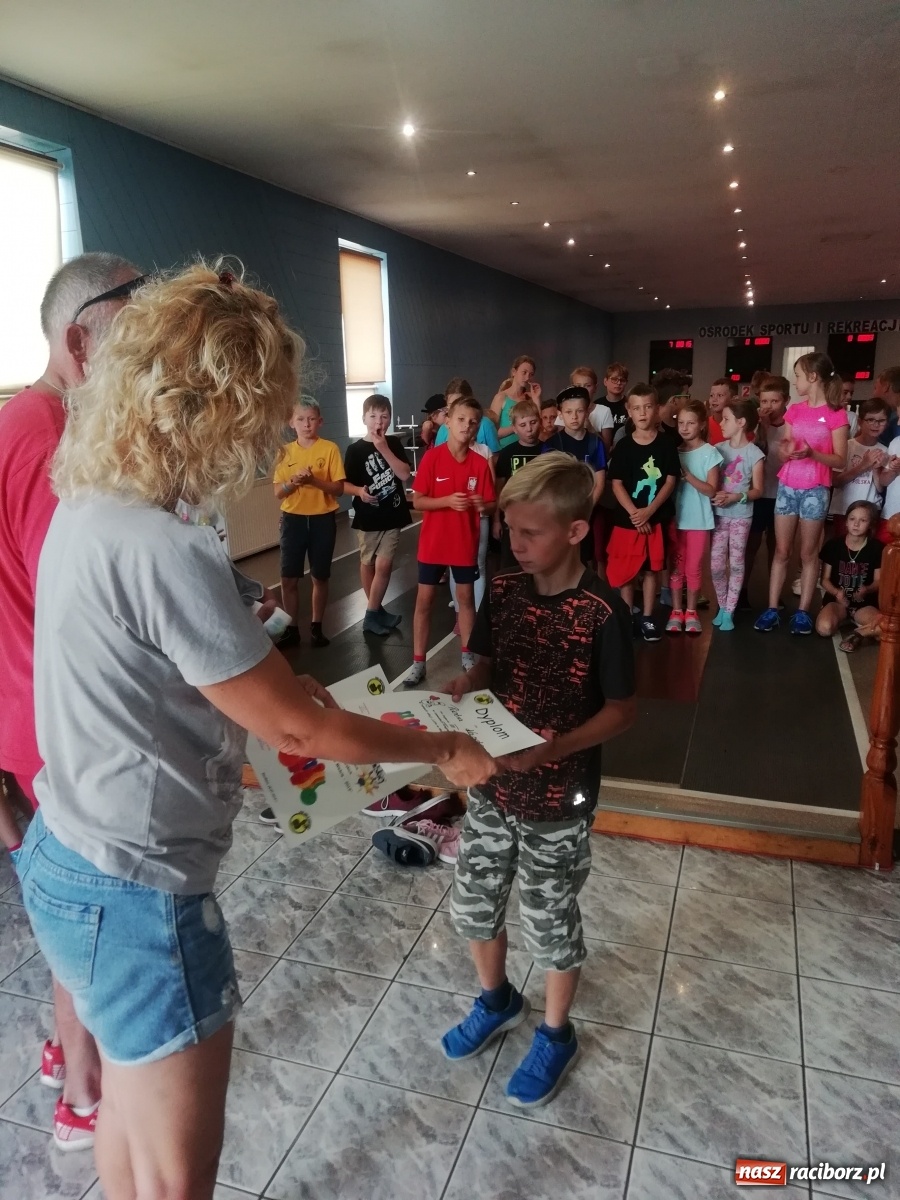 Zdjęcie w galerii na portalu naszraciborz.pl: Wakacyjna rywalizacja kręglarska przy Zamkowej wiadomości z regionu