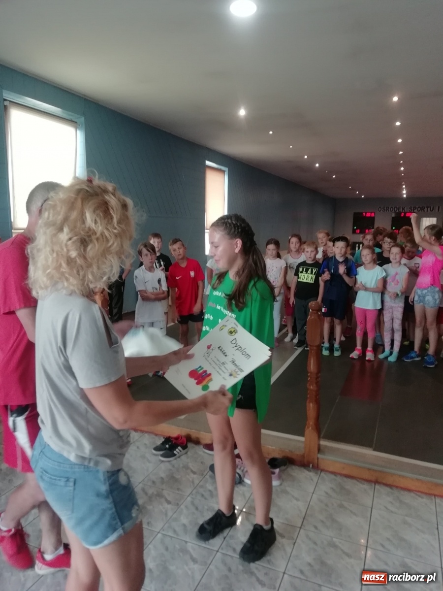 Zdjęcie w galerii na portalu naszraciborz.pl: Wakacyjna rywalizacja kręglarska przy Zamkowej wiadomości z regionu