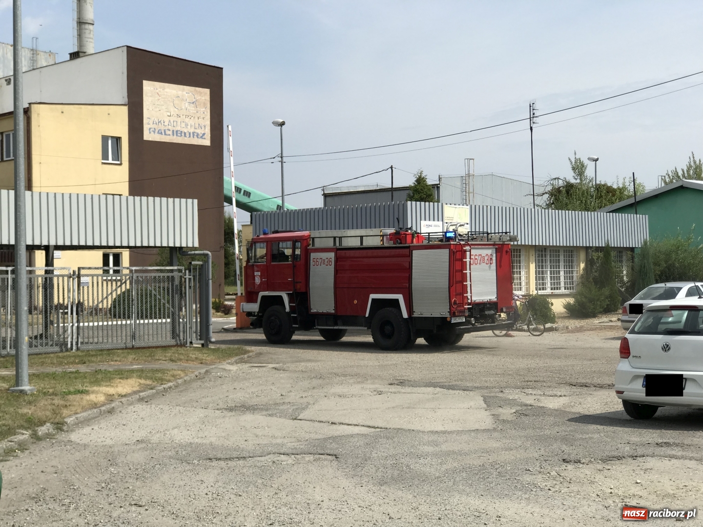 Zdjęcie w galerii na portalu naszraciborz.pl: Wozy strażackie pognały do Studziennej  wiadomości z regionu