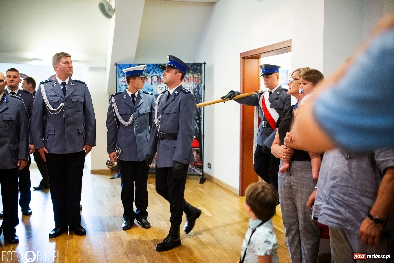 Zdjęcie w galerii na portalu naszraciborz.pl: Święto Policji na raciborskim zamku  wiadomości z regionu