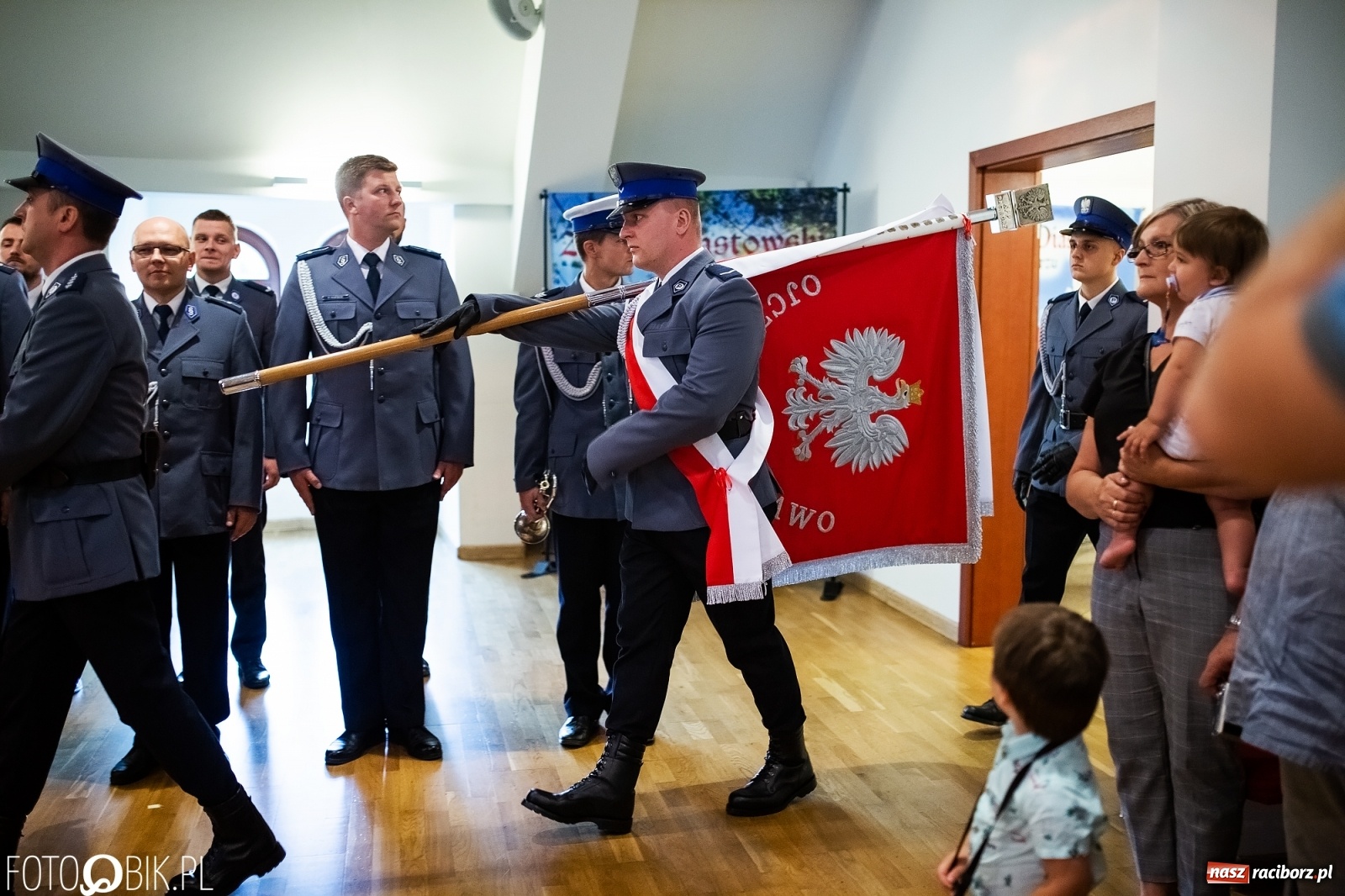 Zdjęcie w galerii na portalu naszraciborz.pl: Święto Policji na raciborskim zamku  wiadomości z regionu
