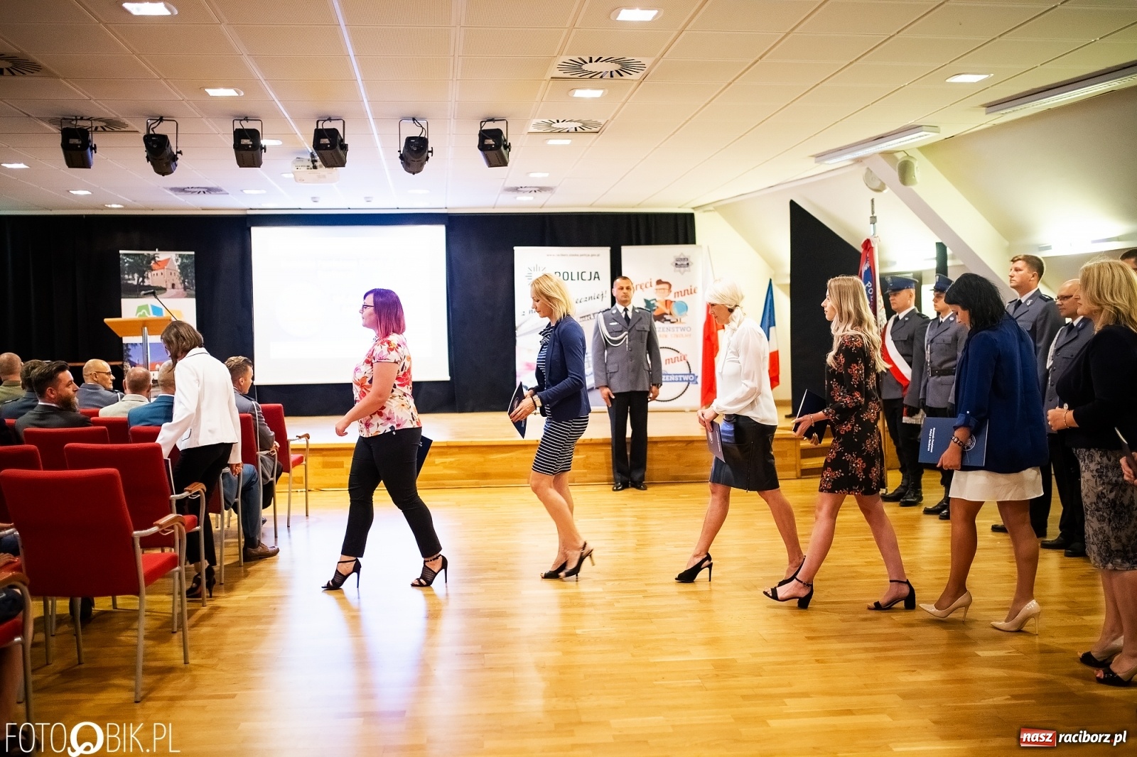 Zdjęcie w galerii na portalu naszraciborz.pl: Święto Policji na raciborskim zamku  wiadomości z regionu