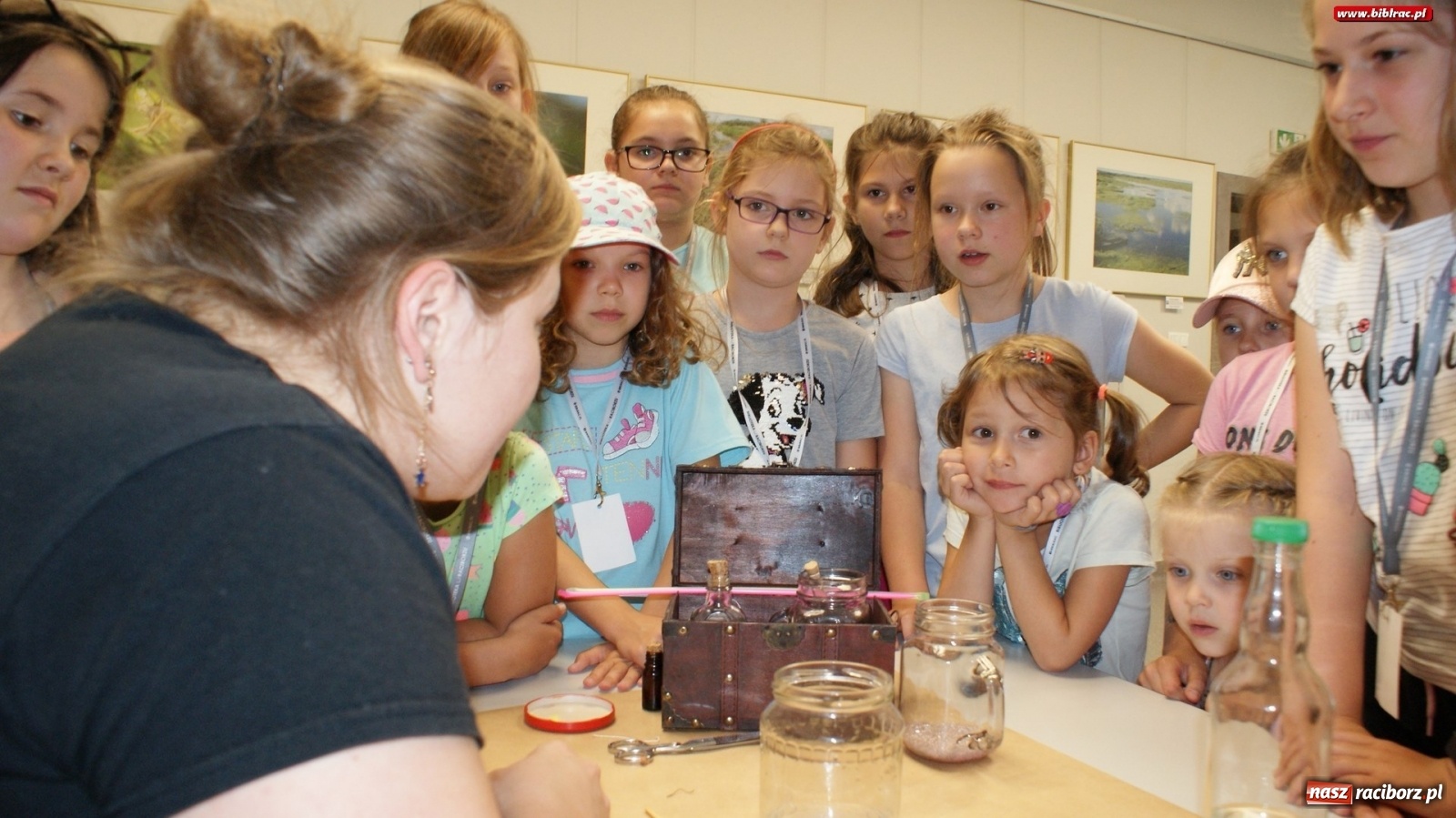 Zdjęcie w galerii na portalu naszraciborz.pl: Szkoła Magii i Czarodziejstwa przy Kasprowicza 12  wiadomości z regionu