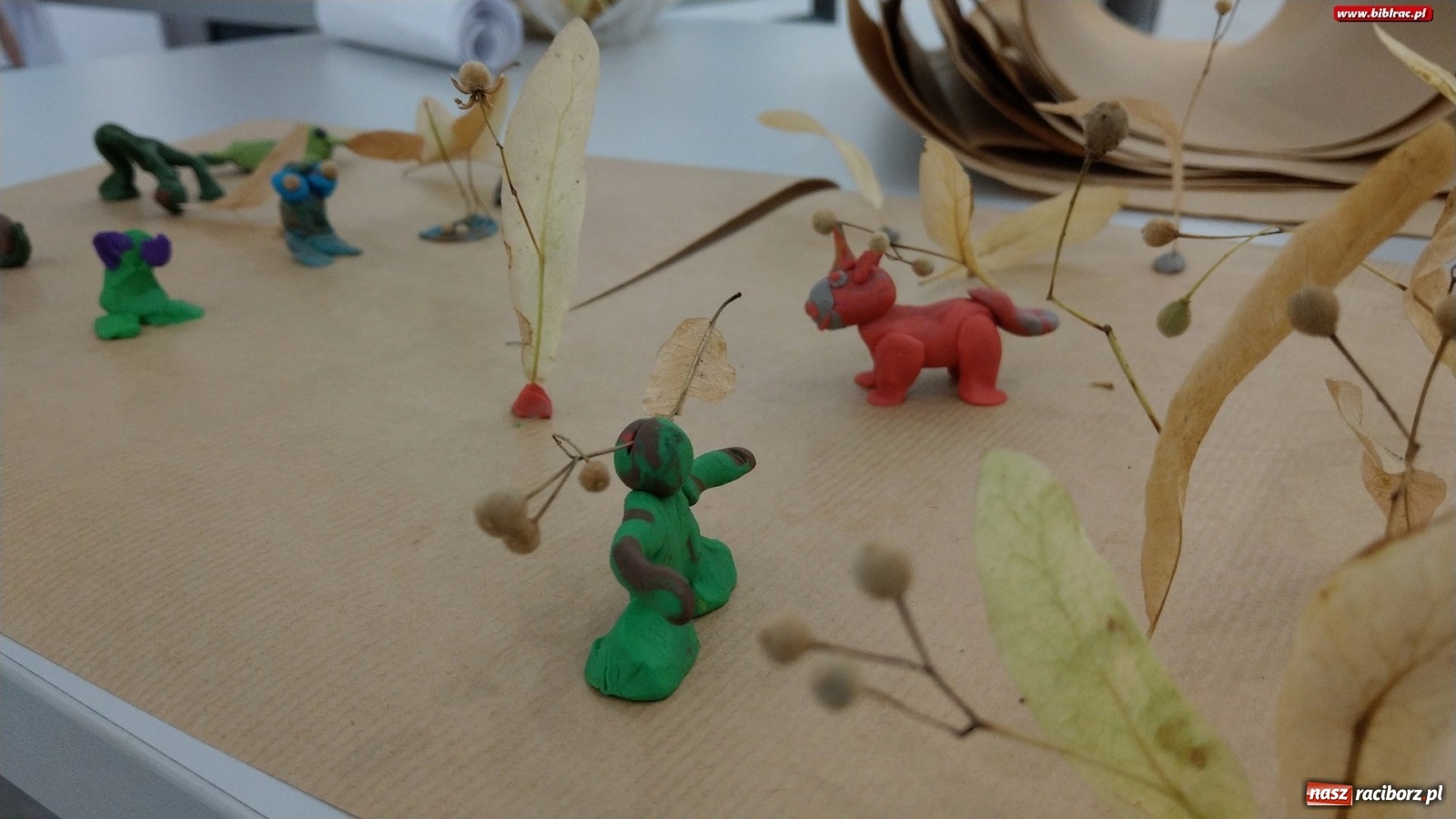 Zdjęcie w galerii na portalu naszraciborz.pl: Szkoła Magii i Czarodziejstwa przy Kasprowicza 12  wiadomości z regionu