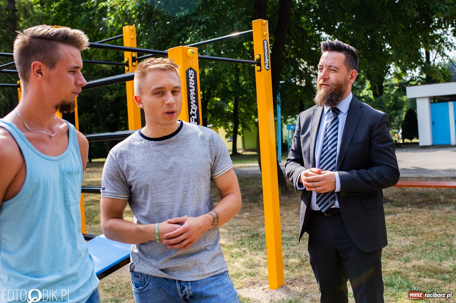 Zdjęcie w galerii na portalu naszraciborz.pl: Otwarcie parku do Street Workout na Oborze wiadomości z regionu