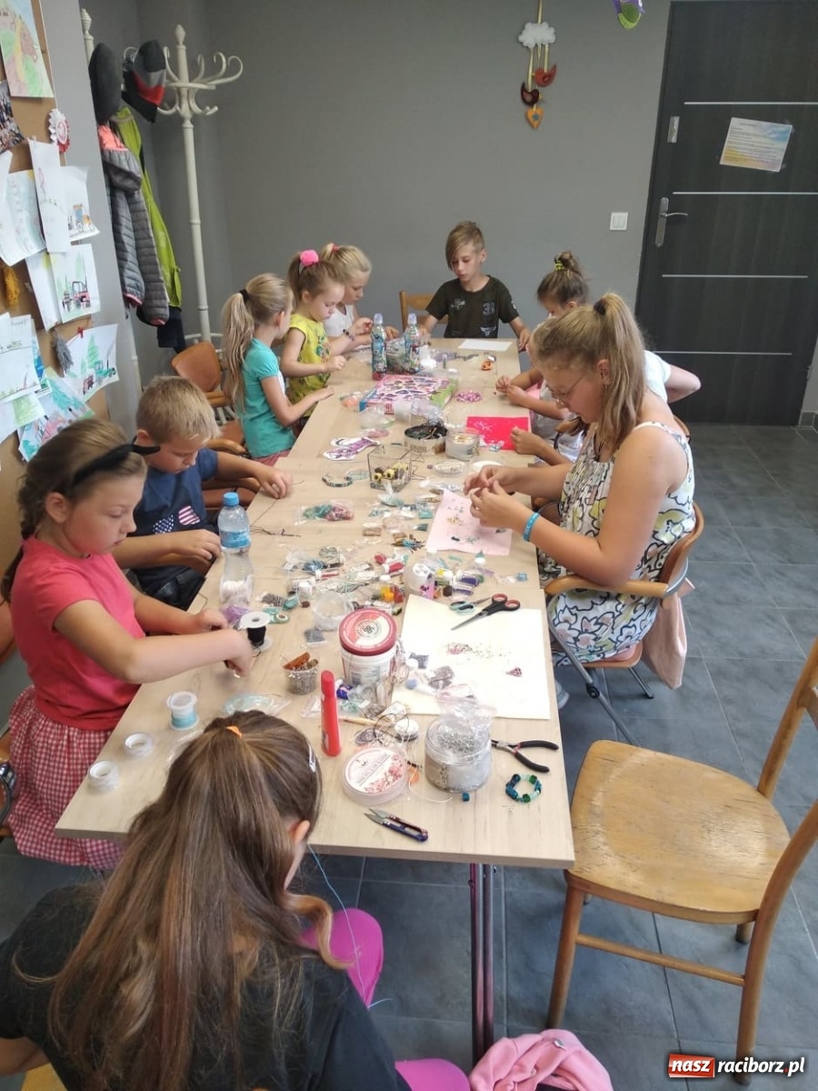 Zdjęcie w galerii na portalu naszraciborz.pl: W Brzeziu stawiają na rękodzieło  wiadomości z regionu