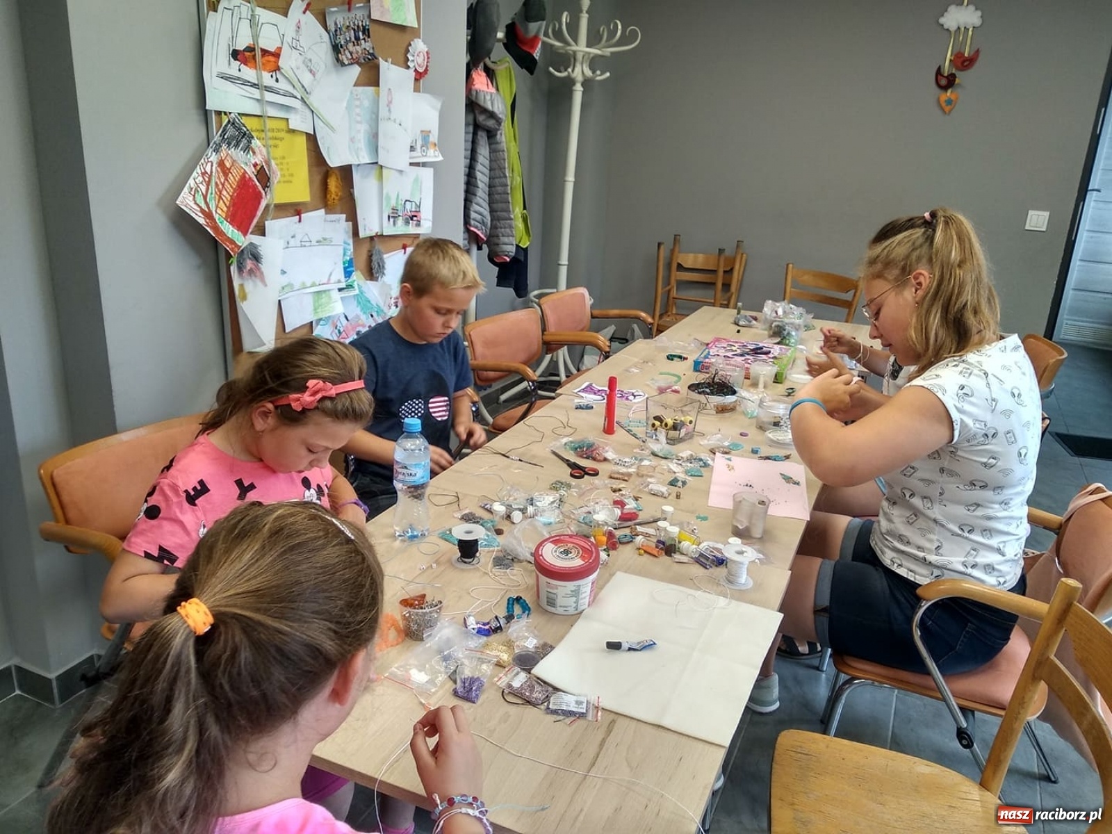 Zdjęcie w galerii na portalu naszraciborz.pl: W Brzeziu stawiają na rękodzieło  wiadomości z regionu