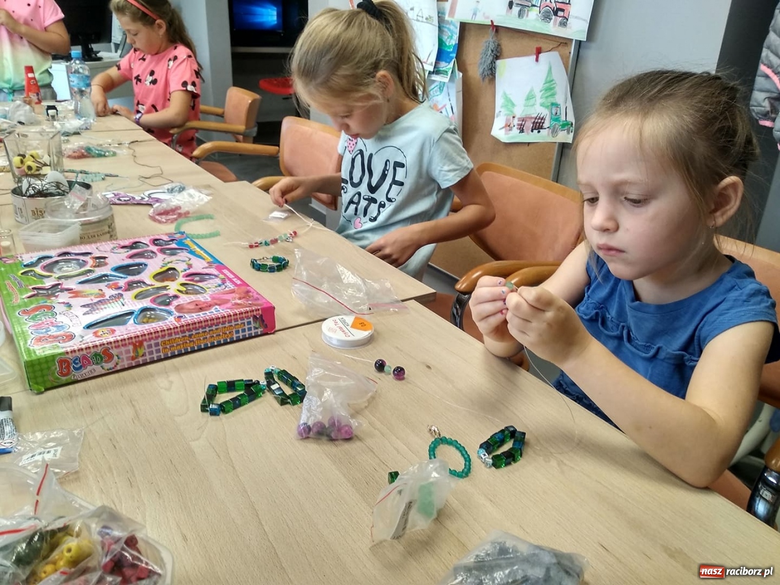 Zdjęcie w galerii na portalu naszraciborz.pl: W Brzeziu stawiają na rękodzieło  wiadomości z regionu