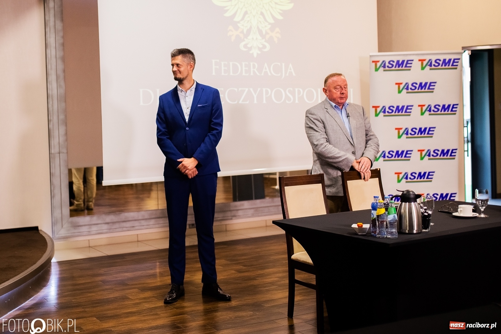 Zdjęcie w galerii na portalu naszraciborz.pl: Prezes jak Edward Gierek. Stanisław Michalkiewicz w Raciborzu wiadomości z regionu