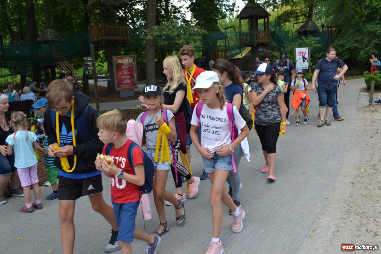 Zdjęcie w galerii na portalu naszraciborz.pl: Uczestnicy projektu UNDERSTAND w Opolskim ZOO  wiadomości z regionu