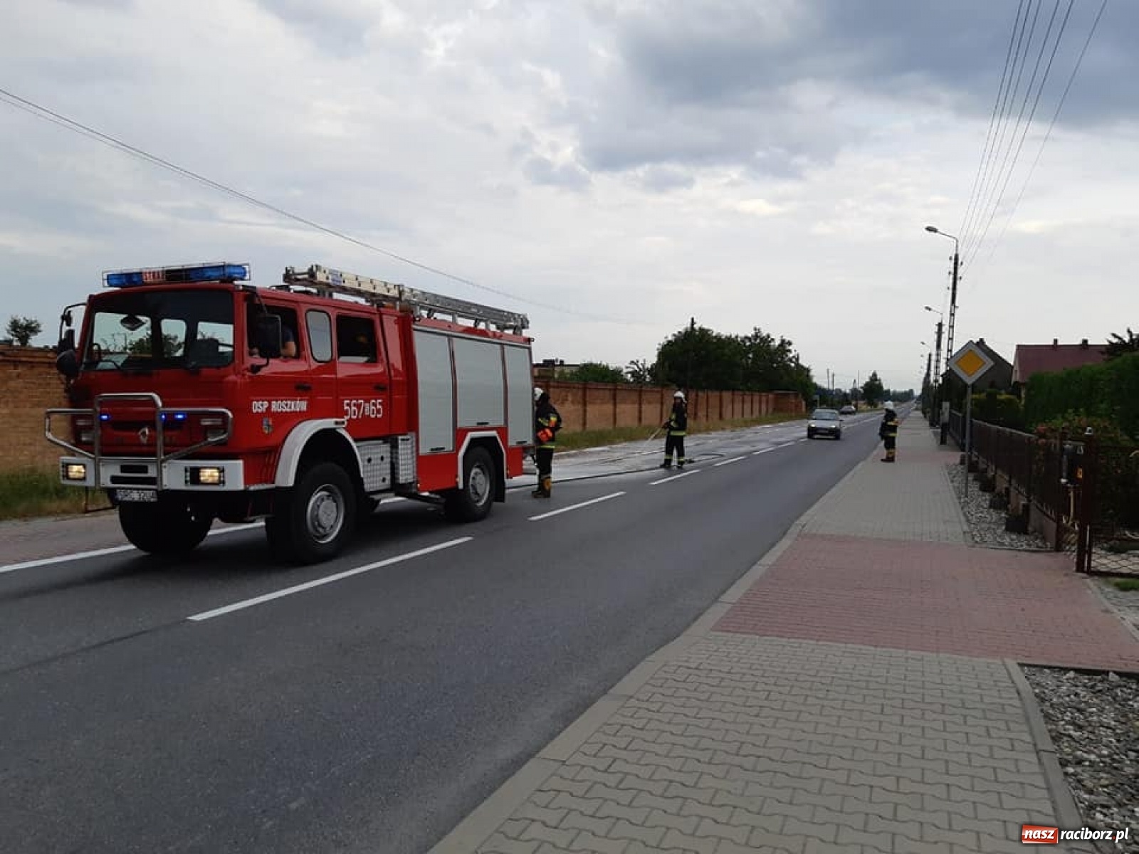 Zdjęcie w galerii na portalu naszraciborz.pl: Poranny ALARM w Krzyżanowicach  wiadomości z regionu