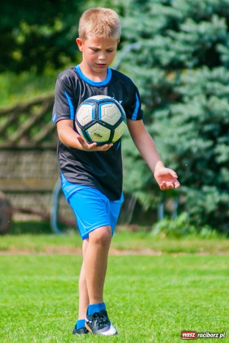 Zdjęcie w galerii na portalu naszraciborz.pl: Perfekt Home z pucharem sołtysa. Safer zdetronizowany [FOTO i WIDEO] wiadomości z regionu