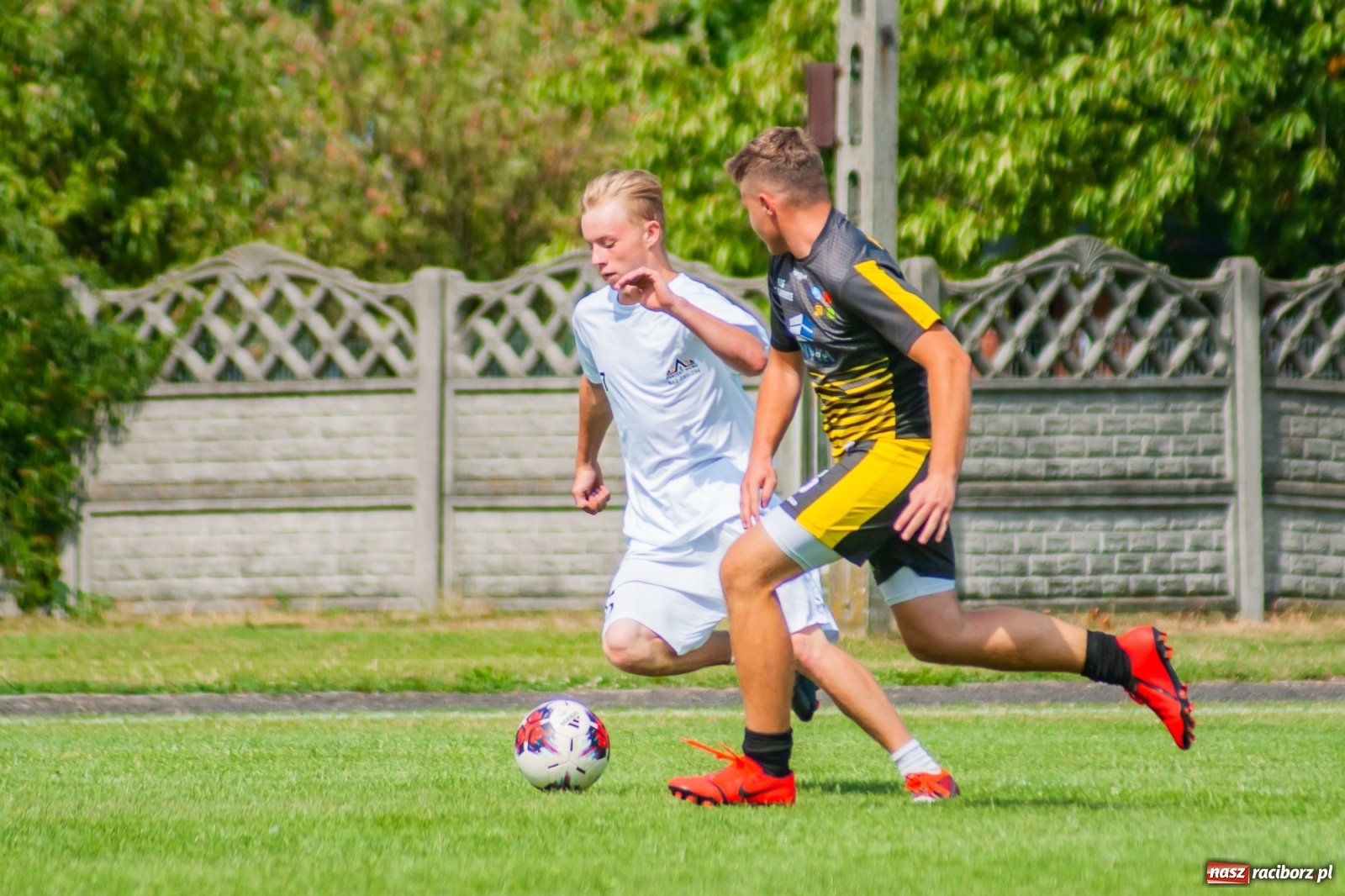 Zdjęcie w galerii na portalu naszraciborz.pl: Perfekt Home z pucharem sołtysa. Safer zdetronizowany [FOTO i WIDEO] wiadomości z regionu