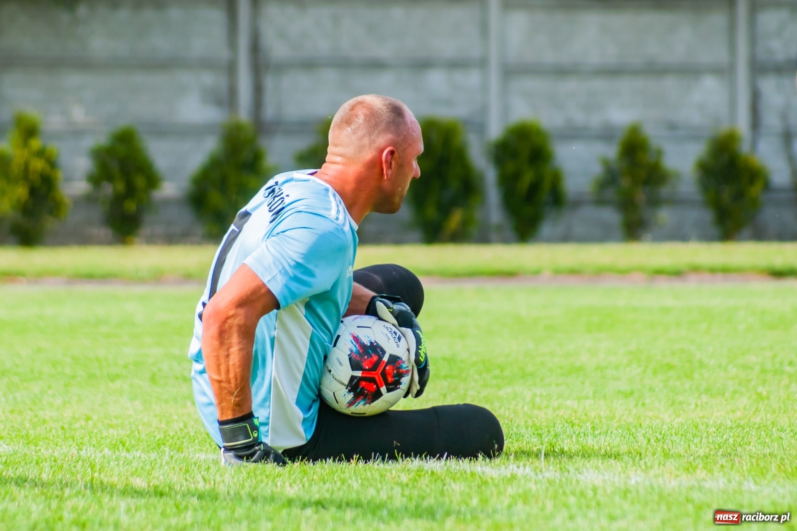 Zdjęcie w galerii na portalu naszraciborz.pl: Perfekt Home z pucharem sołtysa. Safer zdetronizowany [FOTO i WIDEO] wiadomości z regionu