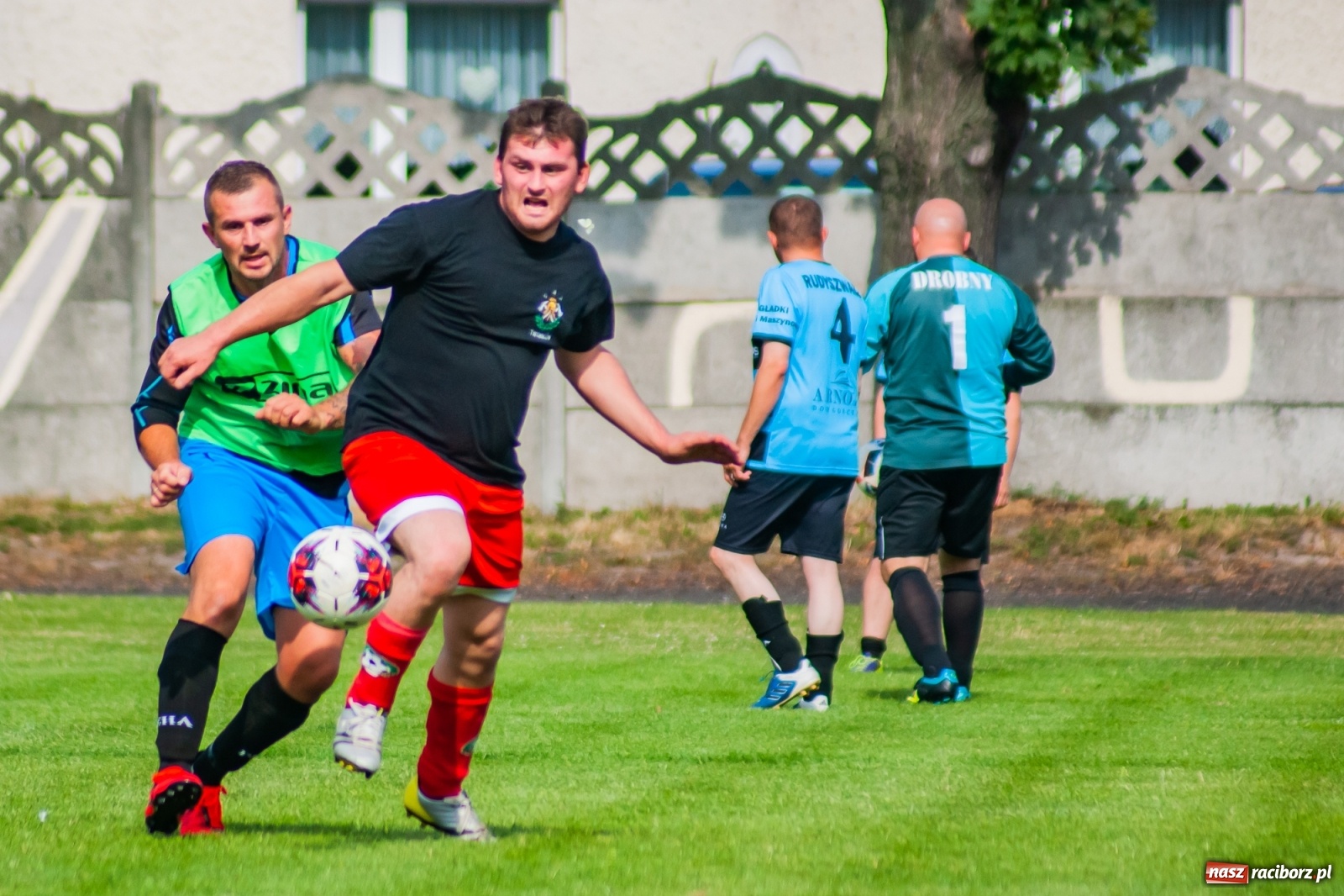 Zdjęcie w galerii na portalu naszraciborz.pl: Perfekt Home z pucharem sołtysa. Safer zdetronizowany [FOTO i WIDEO] wiadomości z regionu