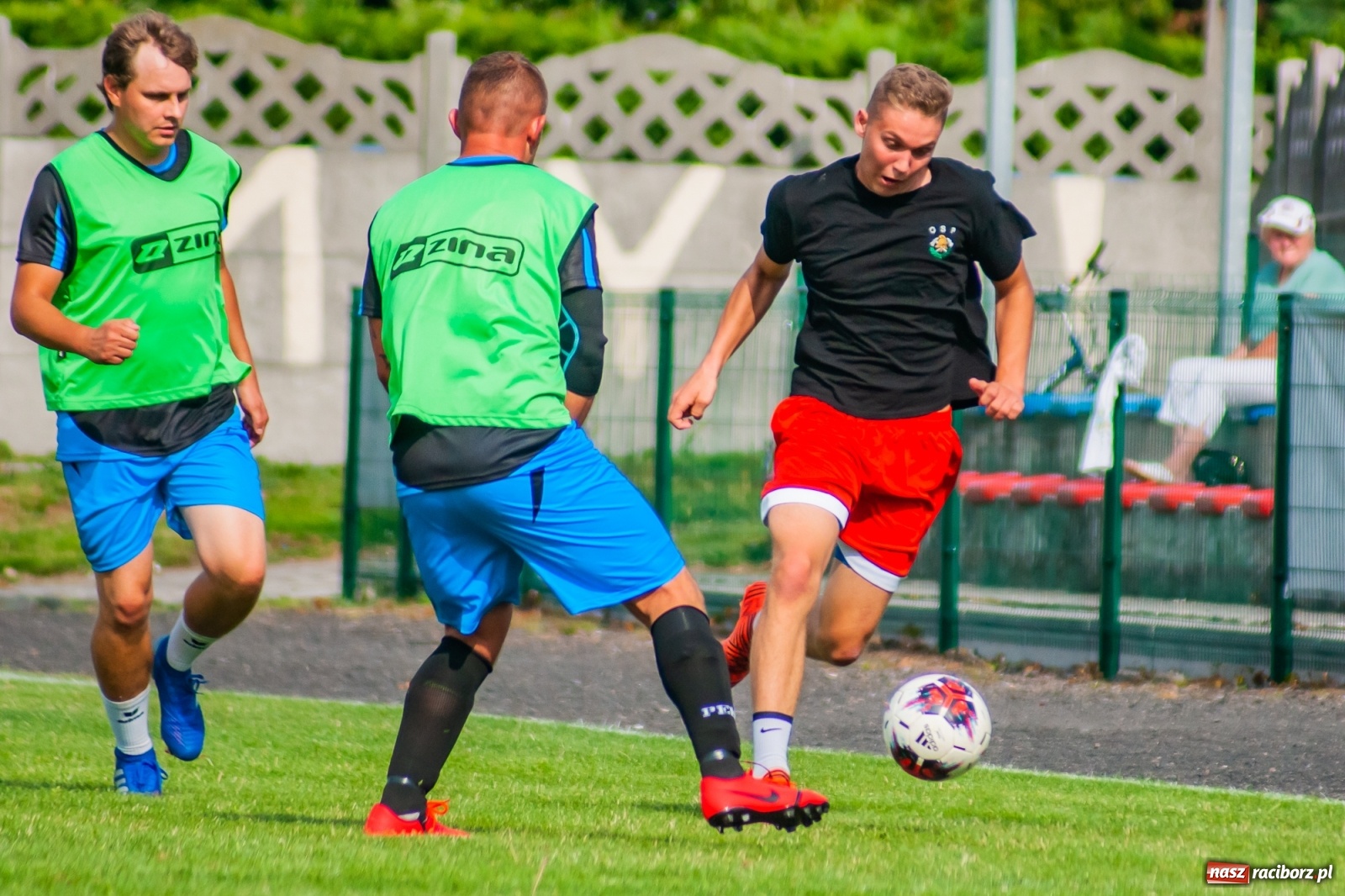 Zdjęcie w galerii na portalu naszraciborz.pl: Perfekt Home z pucharem sołtysa. Safer zdetronizowany [FOTO i WIDEO] wiadomości z regionu