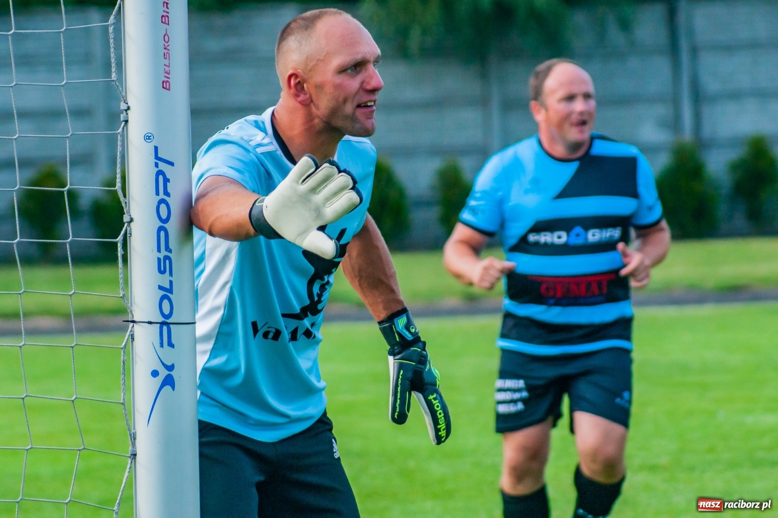 Zdjęcie w galerii na portalu naszraciborz.pl: Perfekt Home z pucharem sołtysa. Safer zdetronizowany [FOTO i WIDEO] wiadomości z regionu