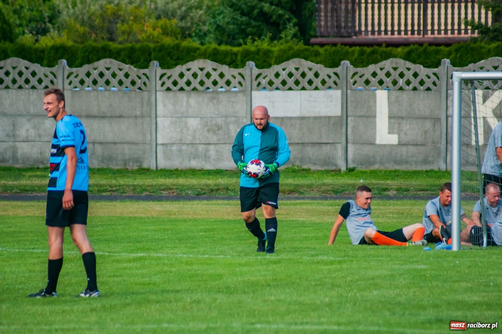 Zdjęcie w galerii na portalu naszraciborz.pl: Perfekt Home z pucharem sołtysa. Safer zdetronizowany [FOTO i WIDEO] wiadomości z regionu
