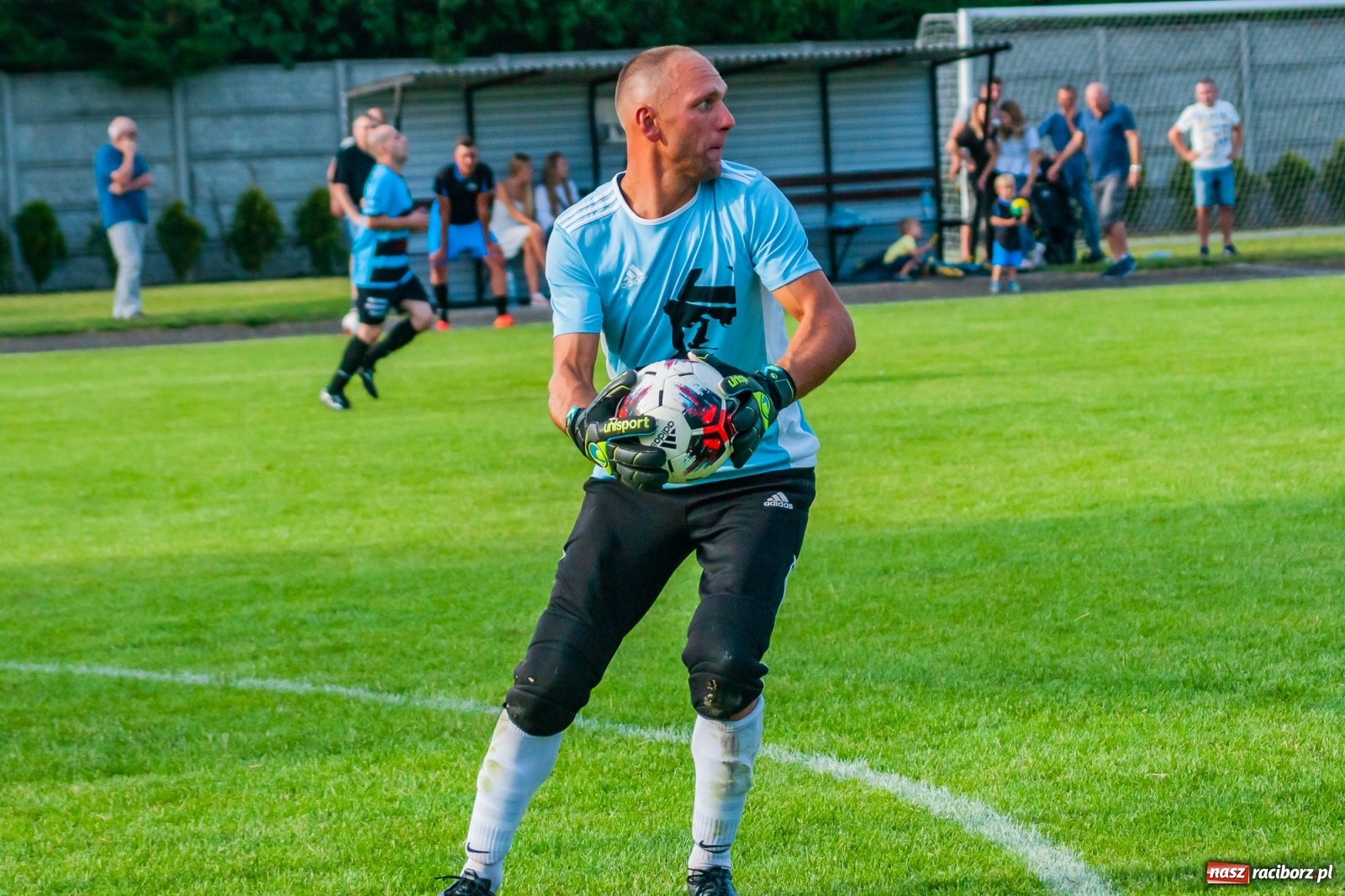 Zdjęcie w galerii na portalu naszraciborz.pl: Perfekt Home z pucharem sołtysa. Safer zdetronizowany [FOTO i WIDEO] wiadomości z regionu