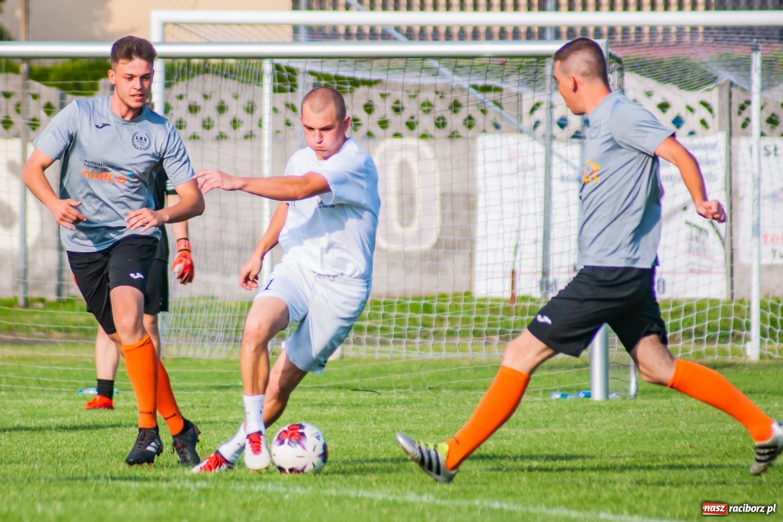 Zdjęcie w galerii na portalu naszraciborz.pl: Perfekt Home z pucharem sołtysa. Safer zdetronizowany [FOTO i WIDEO] wiadomości z regionu