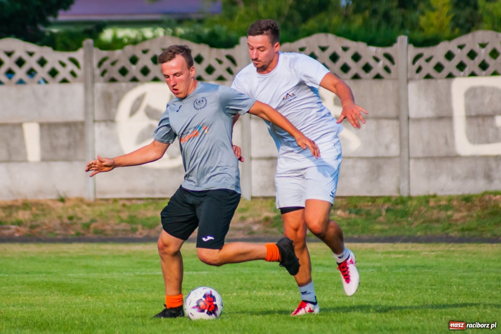 Zdjęcie w galerii na portalu naszraciborz.pl: Perfekt Home z pucharem sołtysa. Safer zdetronizowany [FOTO i WIDEO] wiadomości z regionu