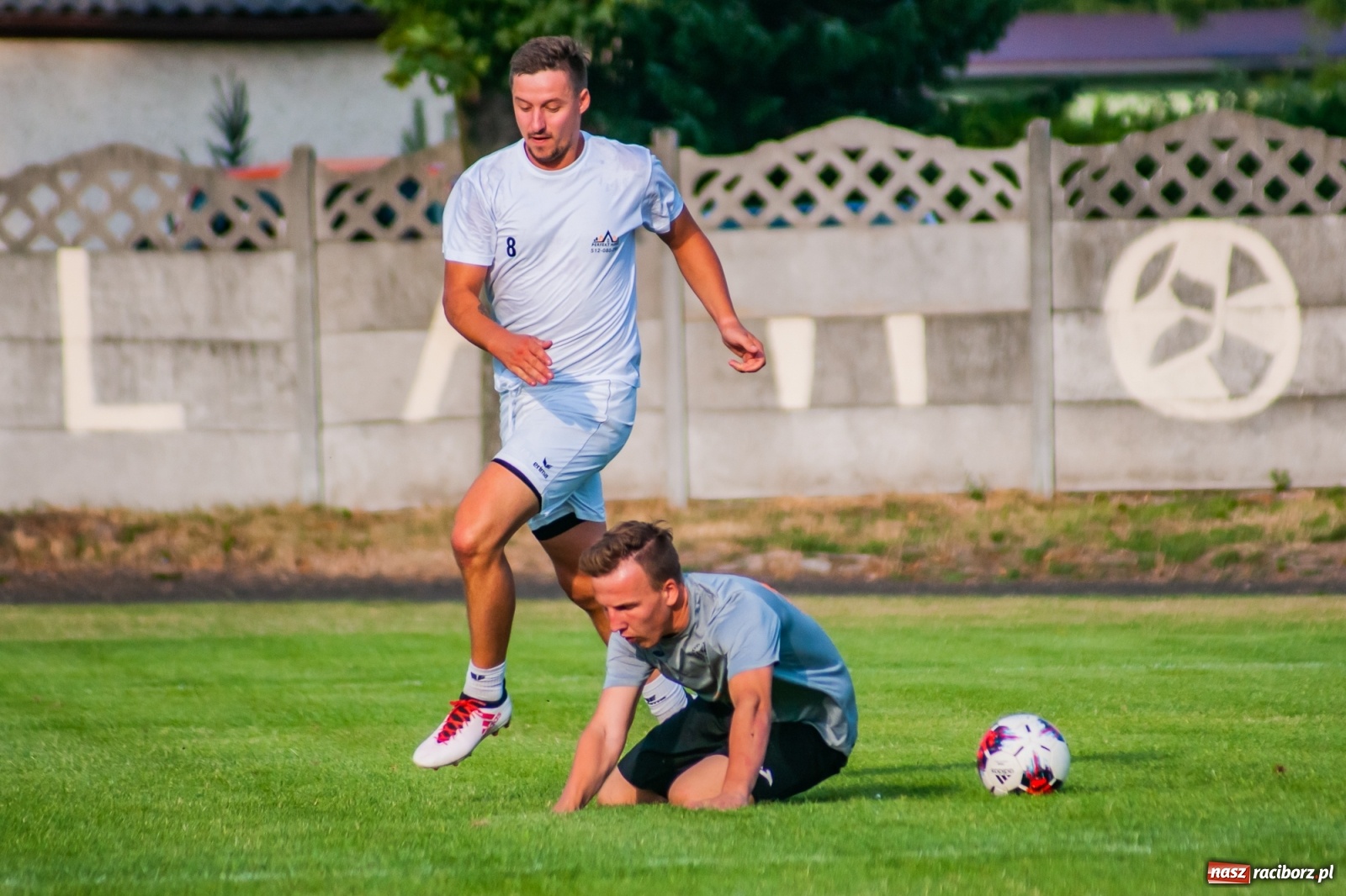 Zdjęcie w galerii na portalu naszraciborz.pl: Perfekt Home z pucharem sołtysa. Safer zdetronizowany [FOTO i WIDEO] wiadomości z regionu