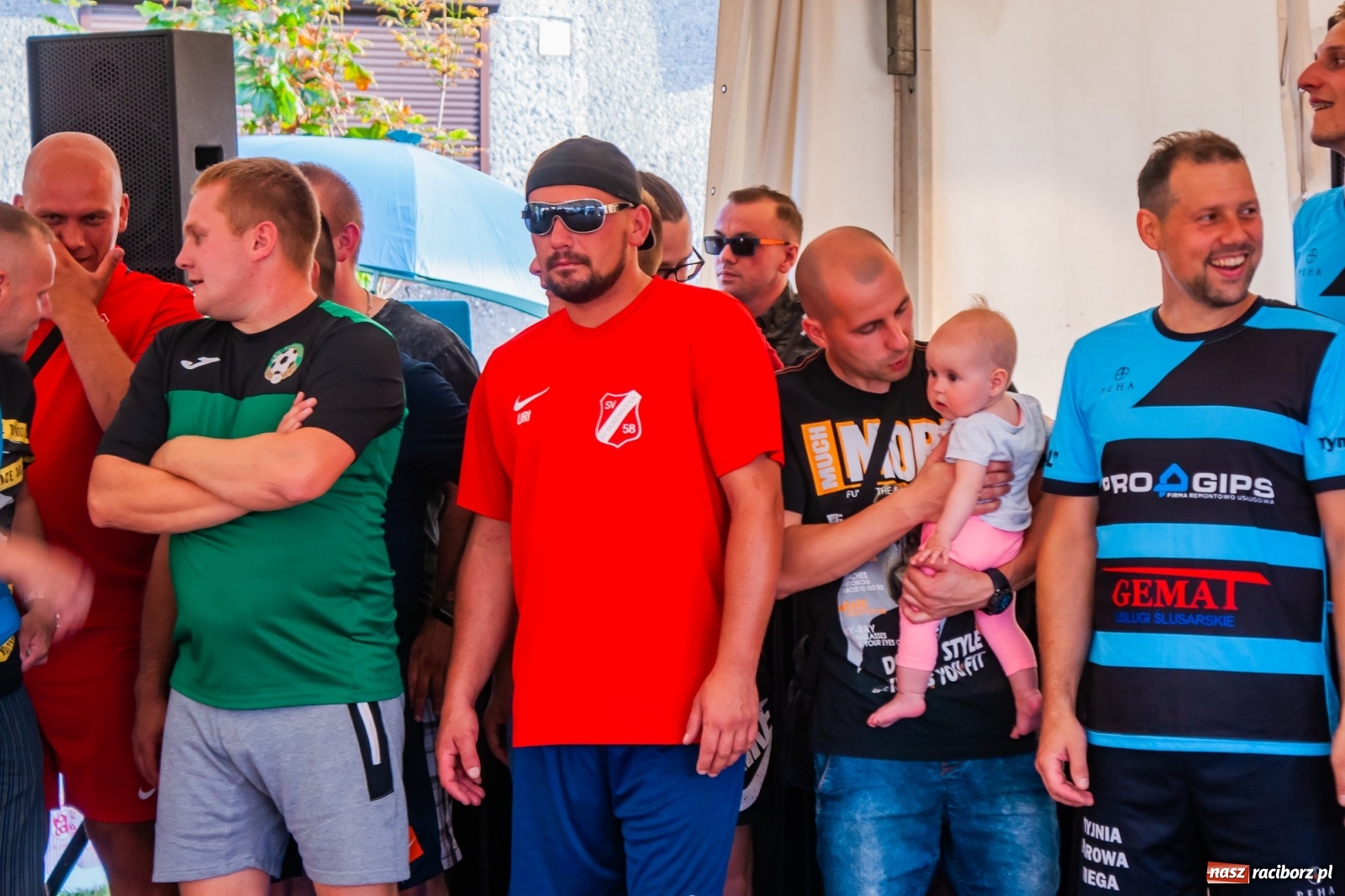 Zdjęcie w galerii na portalu naszraciborz.pl: Perfekt Home z pucharem sołtysa. Safer zdetronizowany [FOTO i WIDEO] wiadomości z regionu