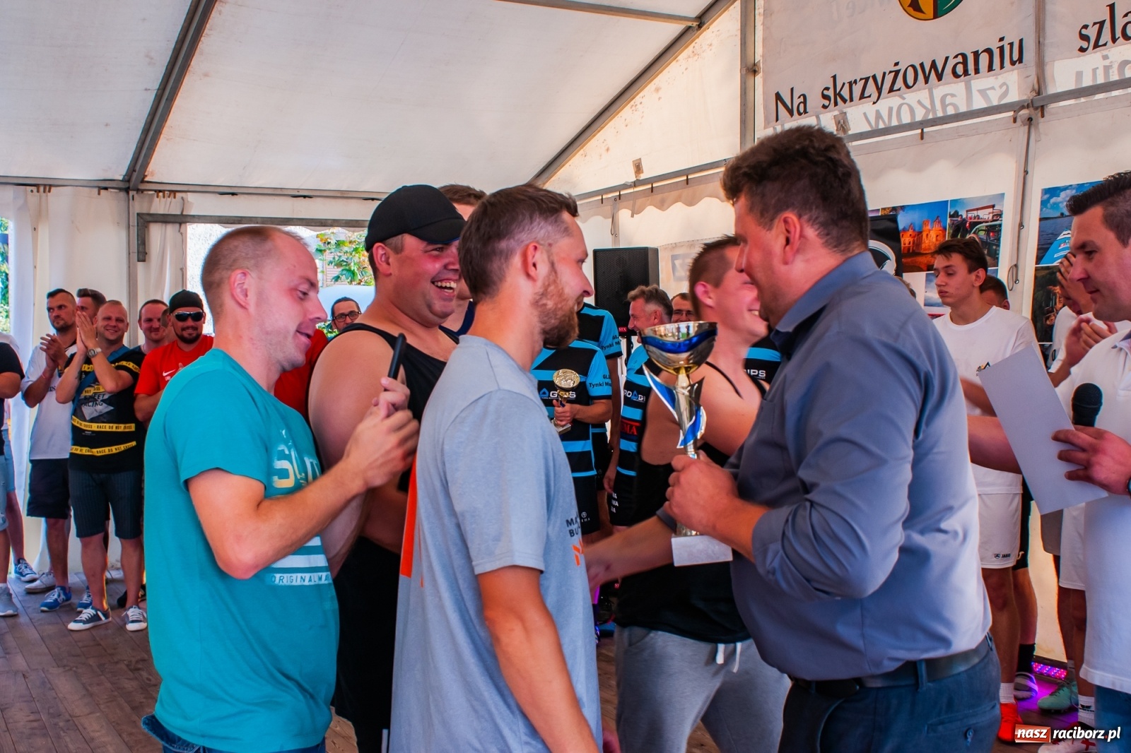 Zdjęcie w galerii na portalu naszraciborz.pl: Perfekt Home z pucharem sołtysa. Safer zdetronizowany [FOTO i WIDEO] wiadomości z regionu