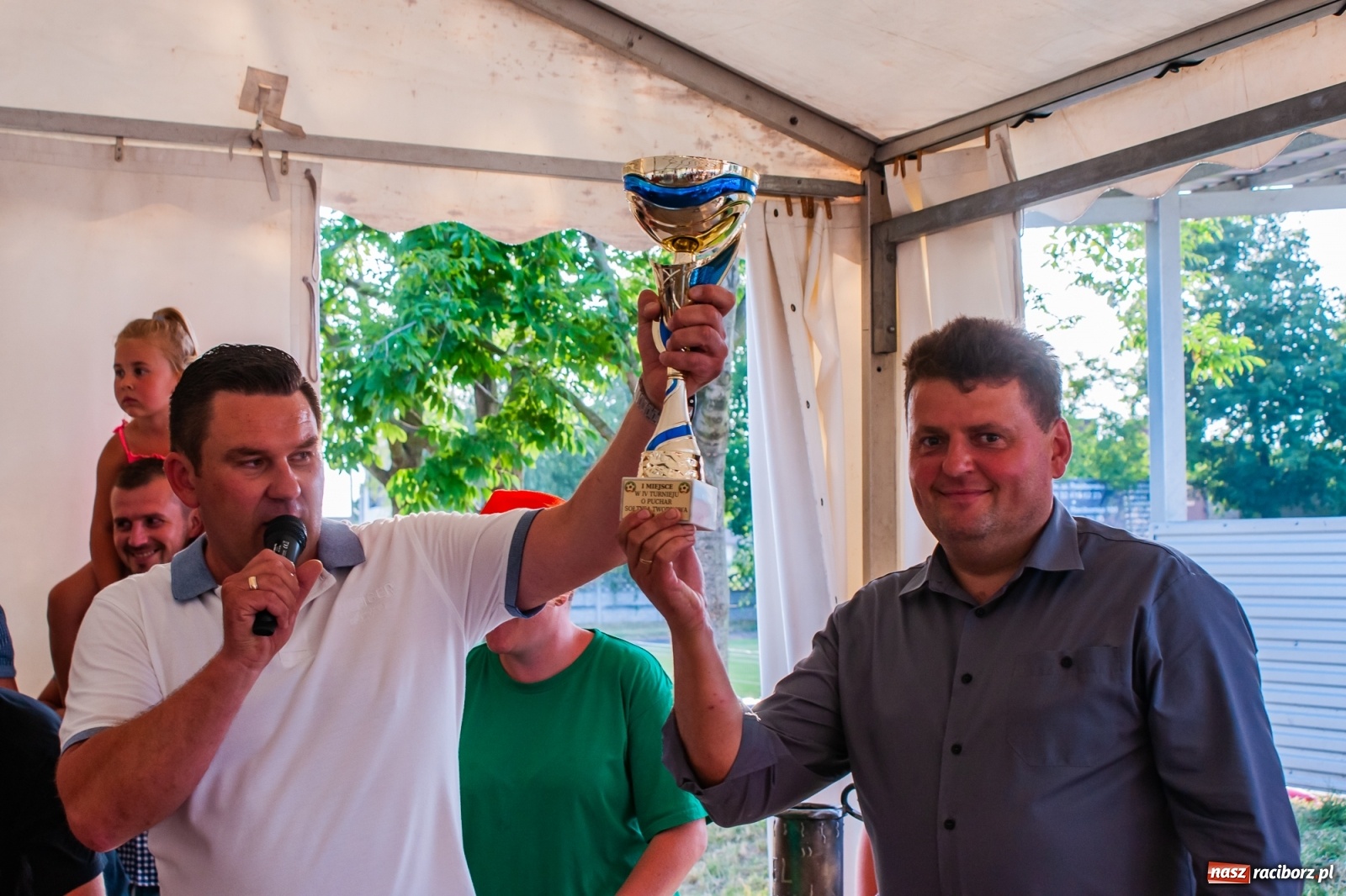 Zdjęcie w galerii na portalu naszraciborz.pl: Perfekt Home z pucharem sołtysa. Safer zdetronizowany [FOTO i WIDEO] wiadomości z regionu