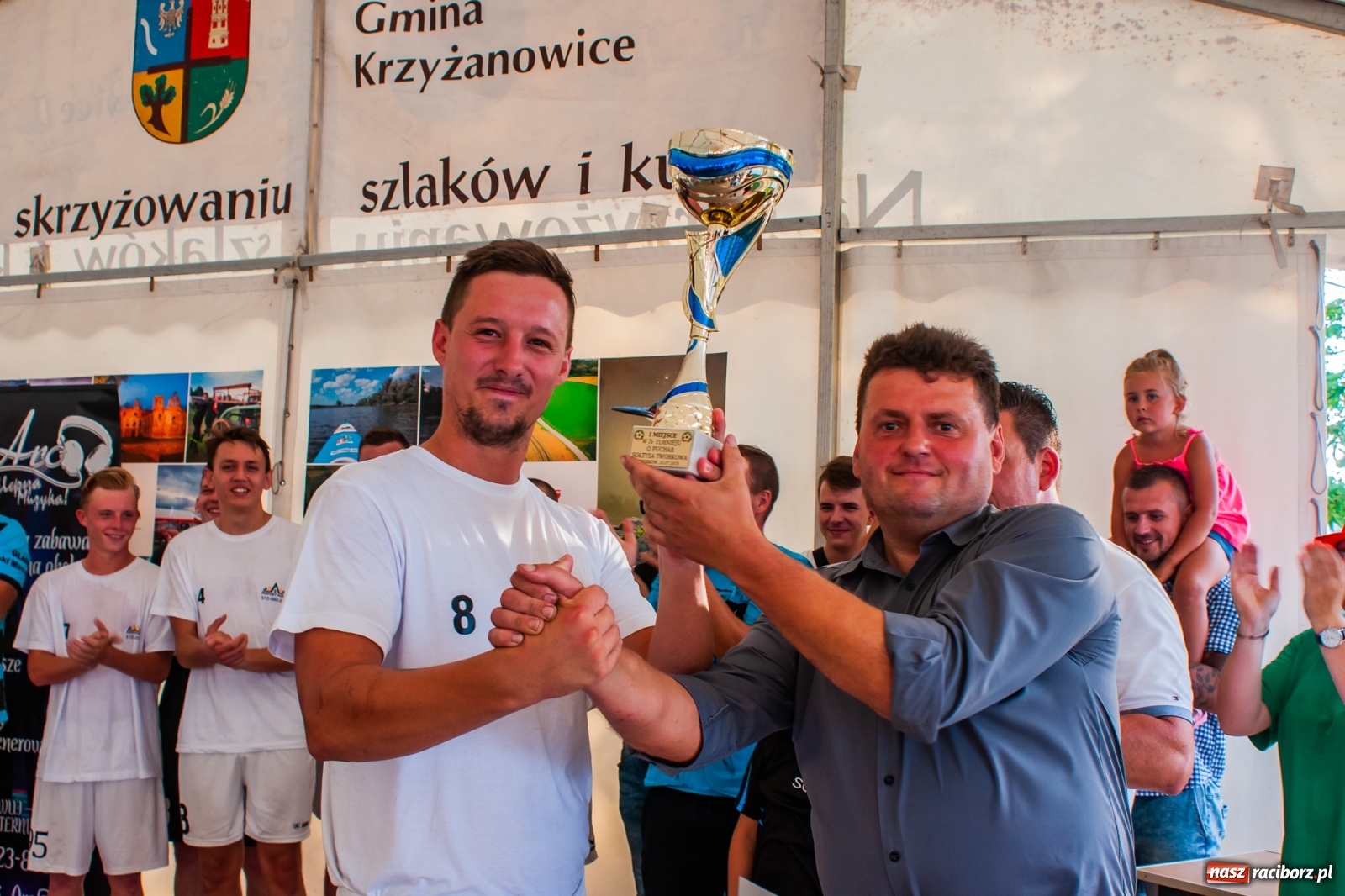 Zdjęcie w galerii na portalu naszraciborz.pl: Perfekt Home z pucharem sołtysa. Safer zdetronizowany [FOTO i WIDEO] wiadomości z regionu