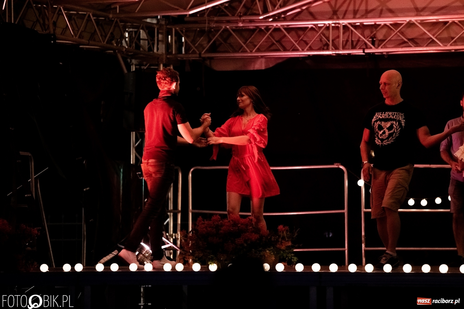 Zdjęcie w galerii na portalu naszraciborz.pl: Salsoteka na Zamku Piastowskim wiadomości z regionu