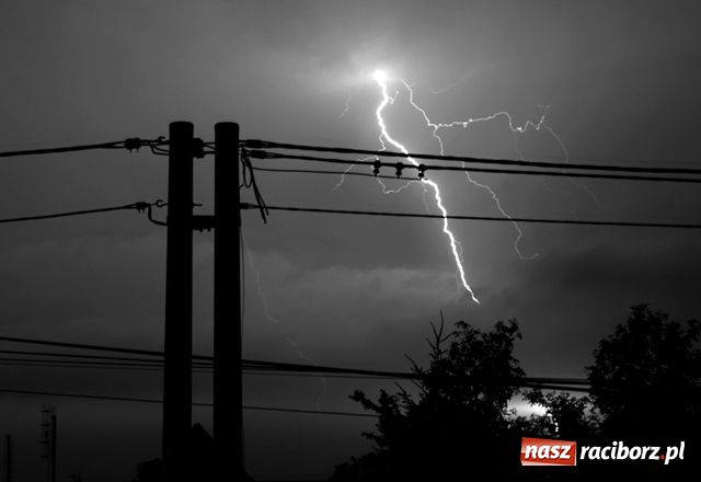 Zdjęcie w galerii na portalu naszraciborz.pl: Burza nad Raciborszczyzną wiadomości z regionu