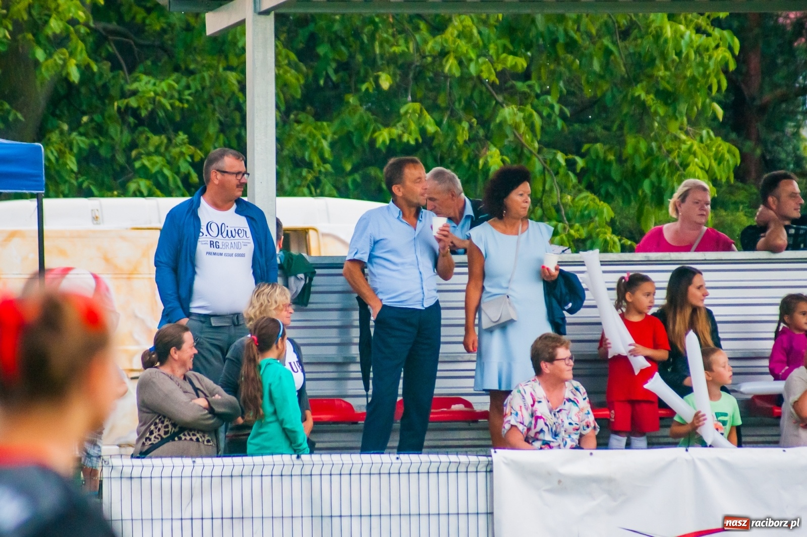 Zdjęcie w galerii na portalu naszraciborz.pl: Kobiece starcie w Tworkowie atrakcją drugiego dnia festynu rodzinnego [FOTO i WIDEO] wiadomości z regionu