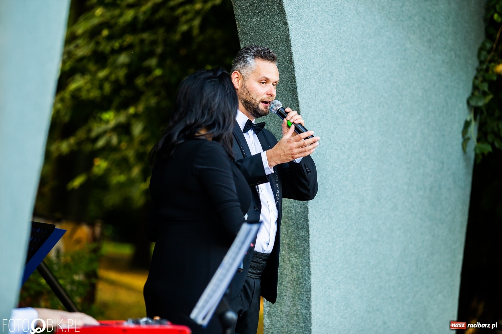 Zdjęcie w galerii na portalu naszraciborz.pl: Orkiestra Plania i klasyka operetki w parku Roth wiadomości z regionu