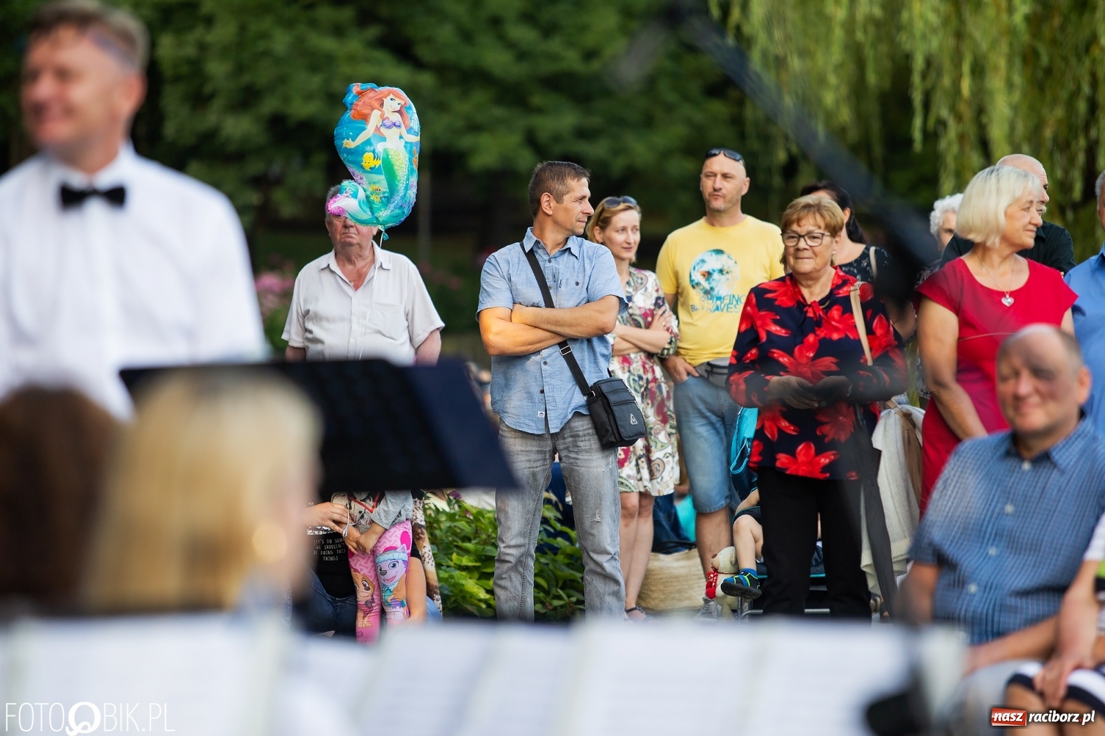Zdjęcie w galerii na portalu naszraciborz.pl: Orkiestra Plania i klasyka operetki w parku Roth wiadomości z regionu