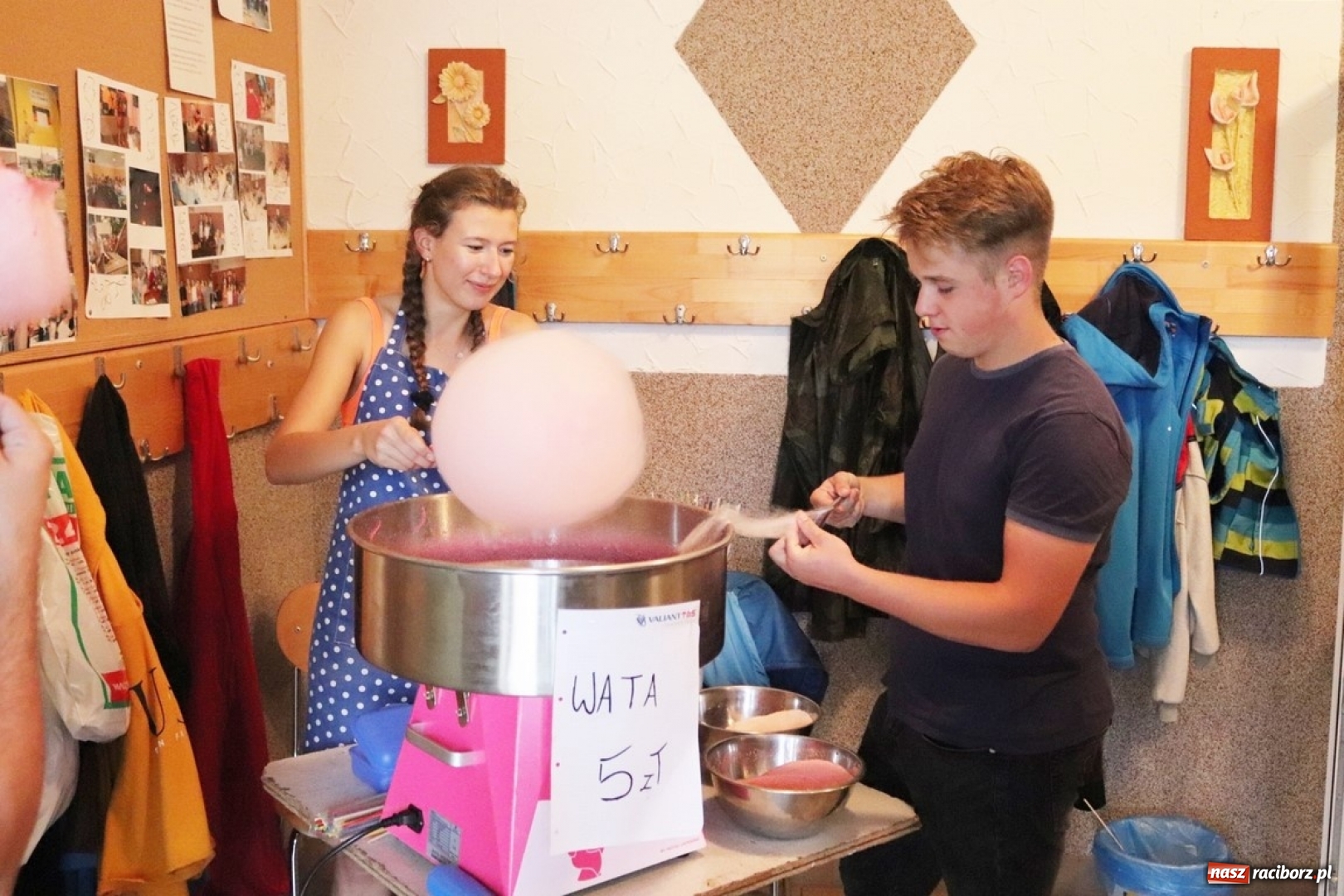 Zdjęcie w galerii na portalu naszraciborz.pl: Na świętego Krzysztofa piknik rodzinny w Sławikowie  wiadomości z regionu