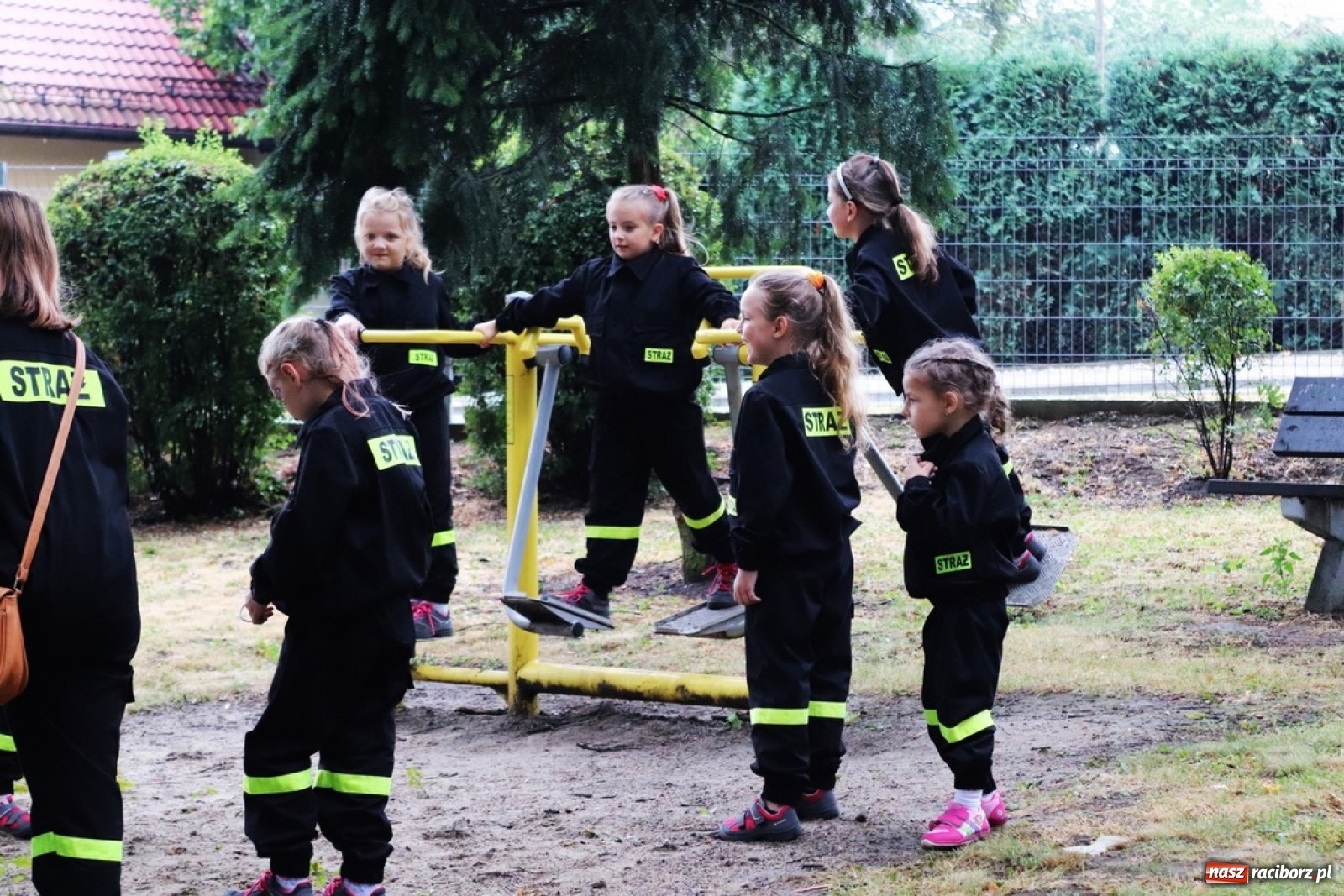 Zdjęcie w galerii na portalu naszraciborz.pl: Na świętego Krzysztofa piknik rodzinny w Sławikowie  wiadomości z regionu