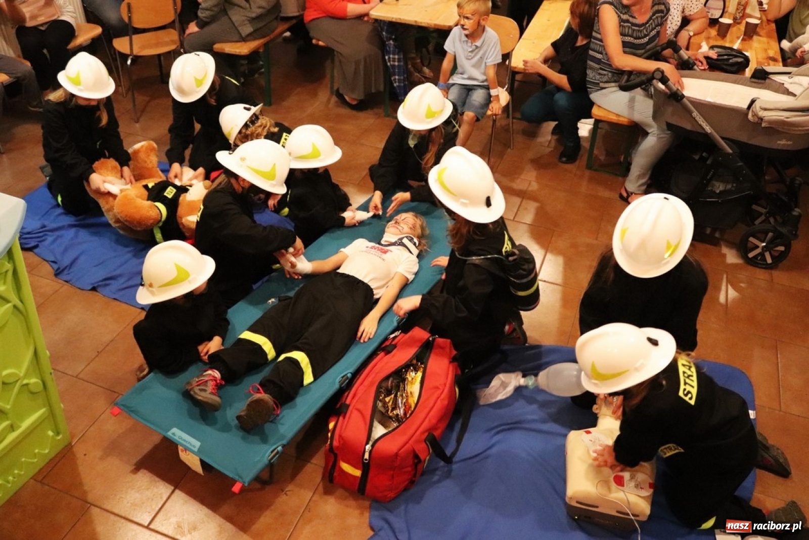 Zdjęcie w galerii na portalu naszraciborz.pl: Na świętego Krzysztofa piknik rodzinny w Sławikowie  wiadomości z regionu