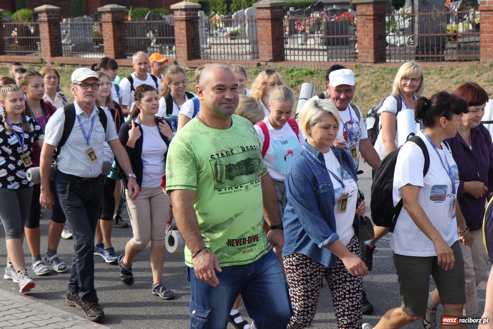 Zdjęcie w galerii na portalu naszraciborz.pl: Ruszyła 31. Piesza Pielgrzymka z Lubomi na Jasną Górę wiadomości z regionu