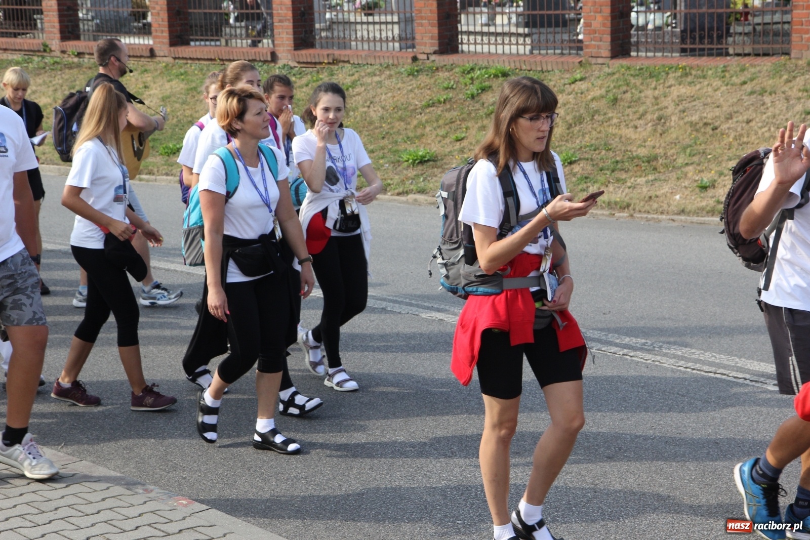 Zdjęcie w galerii na portalu naszraciborz.pl: Ruszyła 31. Piesza Pielgrzymka z Lubomi na Jasną Górę wiadomości z regionu
