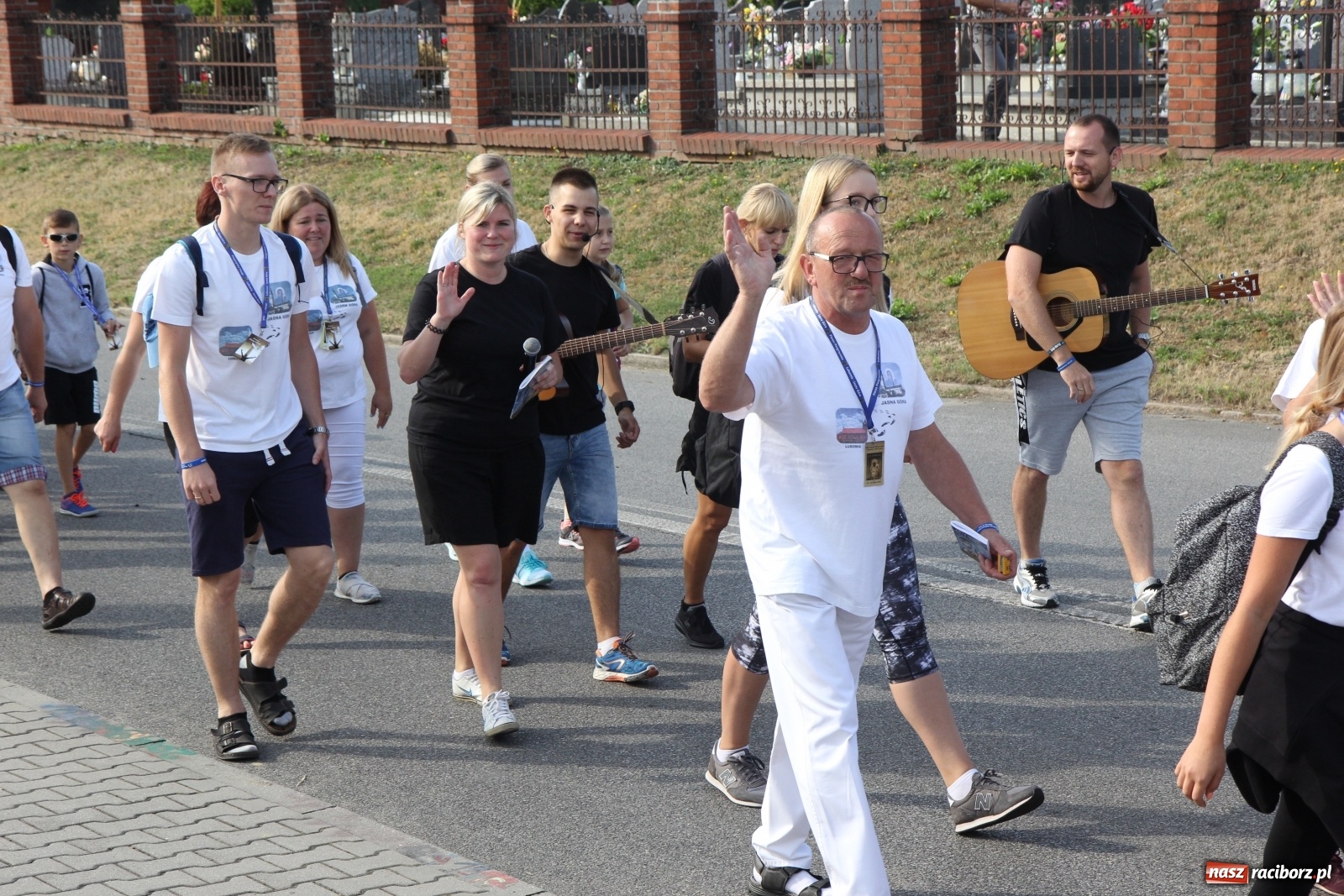 Zdjęcie w galerii na portalu naszraciborz.pl: Ruszyła 31. Piesza Pielgrzymka z Lubomi na Jasną Górę wiadomości z regionu
