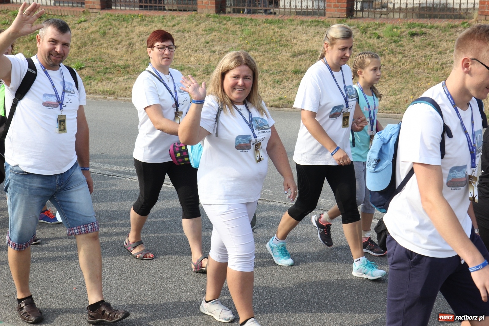 Zdjęcie w galerii na portalu naszraciborz.pl: Ruszyła 31. Piesza Pielgrzymka z Lubomi na Jasną Górę wiadomości z regionu