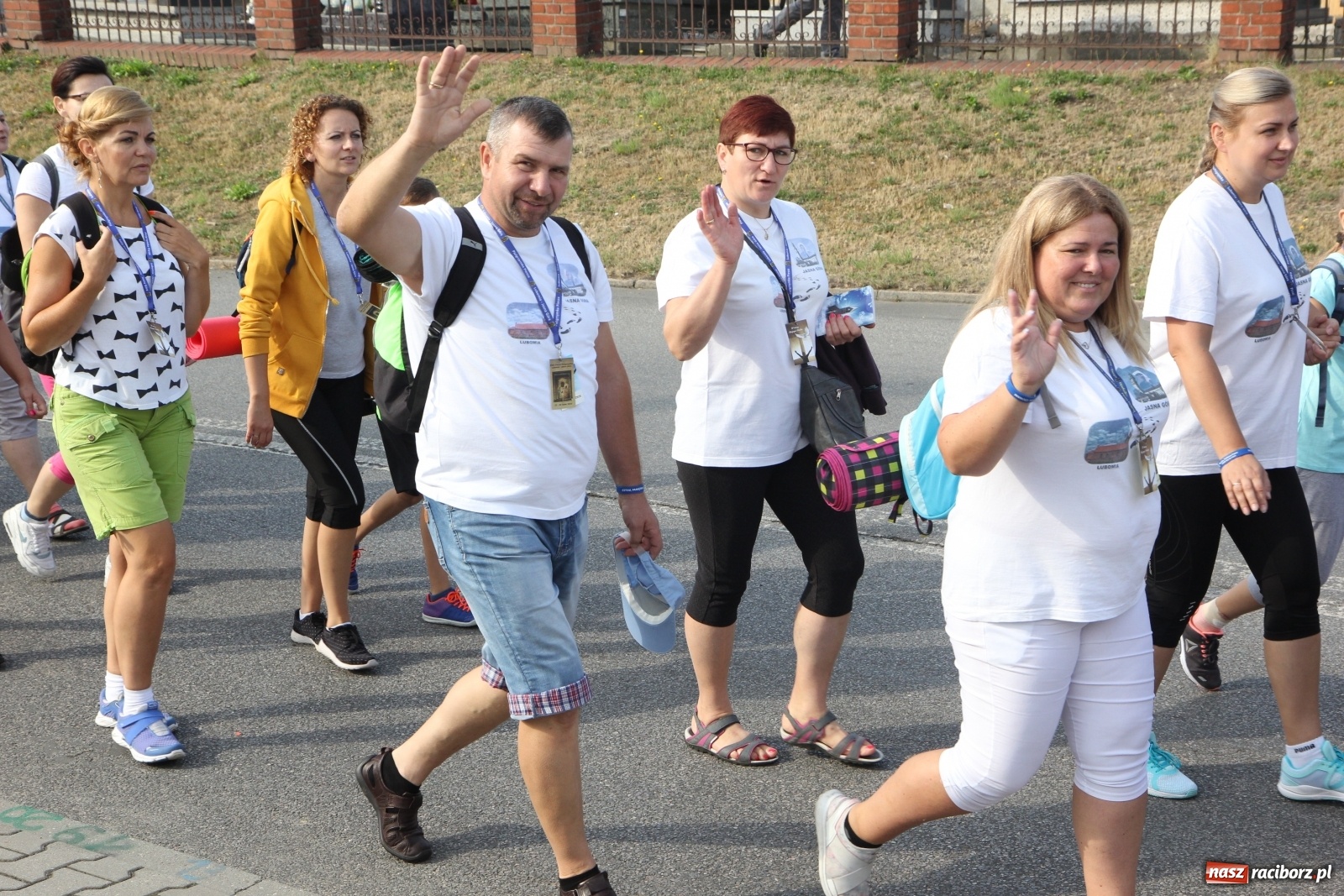 Zdjęcie w galerii na portalu naszraciborz.pl: Ruszyła 31. Piesza Pielgrzymka z Lubomi na Jasną Górę wiadomości z regionu