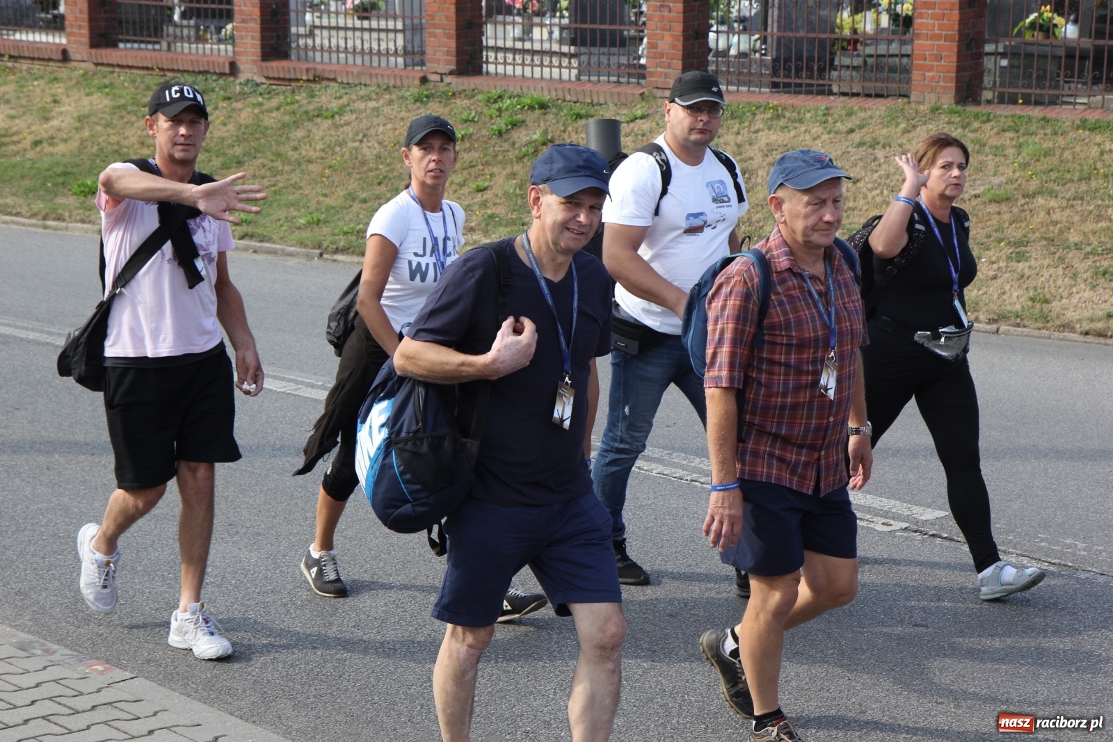Zdjęcie w galerii na portalu naszraciborz.pl: Ruszyła 31. Piesza Pielgrzymka z Lubomi na Jasną Górę wiadomości z regionu