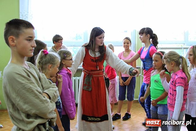 Zdjęcie w galerii na portalu naszraciborz.pl: Wakacje ze słowiańskimi wojami wiadomości z regionu