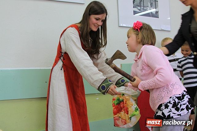 Zdjęcie w galerii na portalu naszraciborz.pl: Wakacje ze słowiańskimi wojami wiadomości z regionu