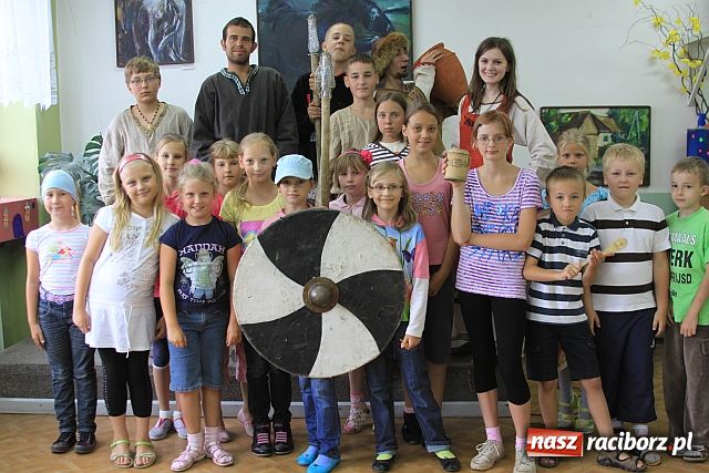 Zdjęcie w galerii na portalu naszraciborz.pl: Wakacje ze słowiańskimi wojami wiadomości z regionu