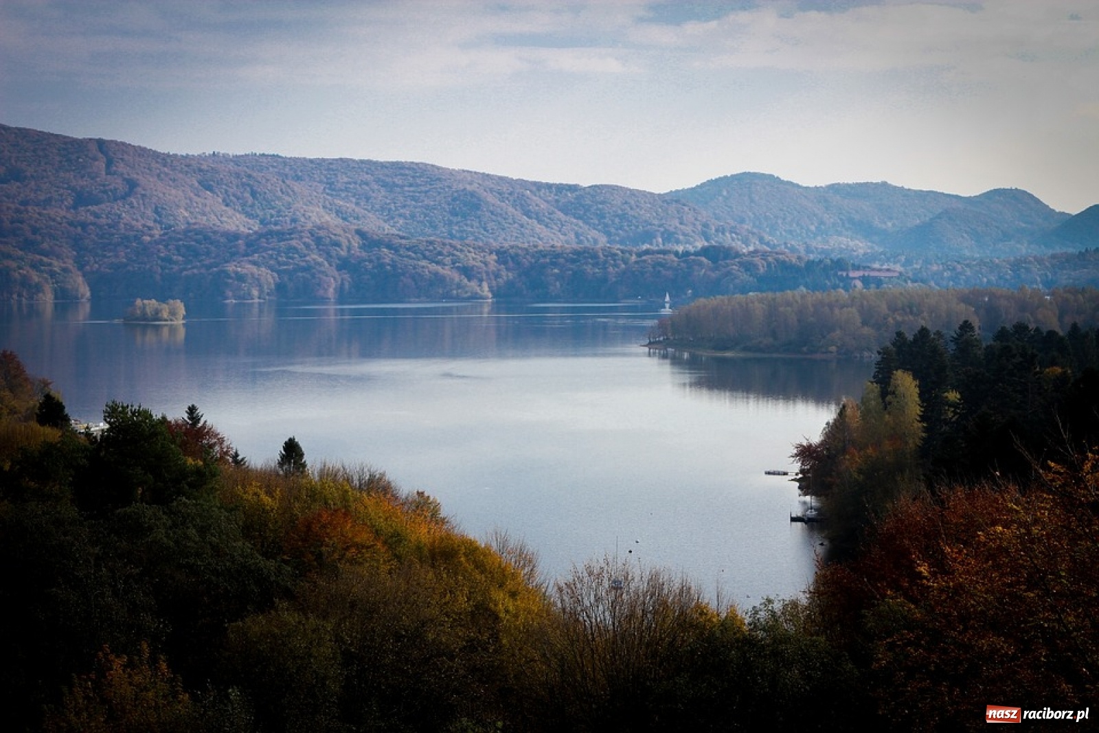 Zdjęcie w galerii na portalu naszraciborz.pl: Lato pożegnamy w Bieszczadach... wiadomości z regionu